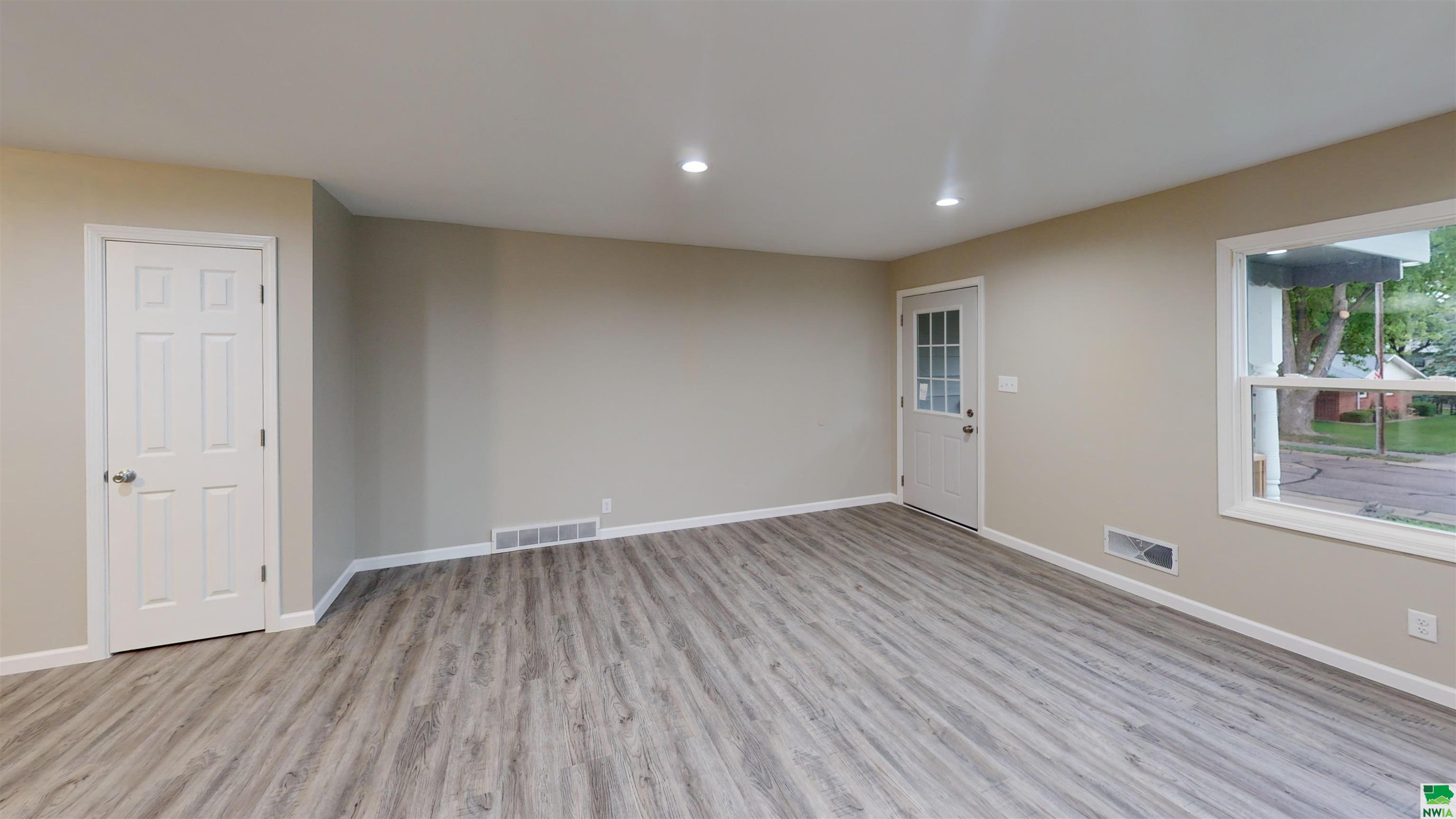MLS #829197