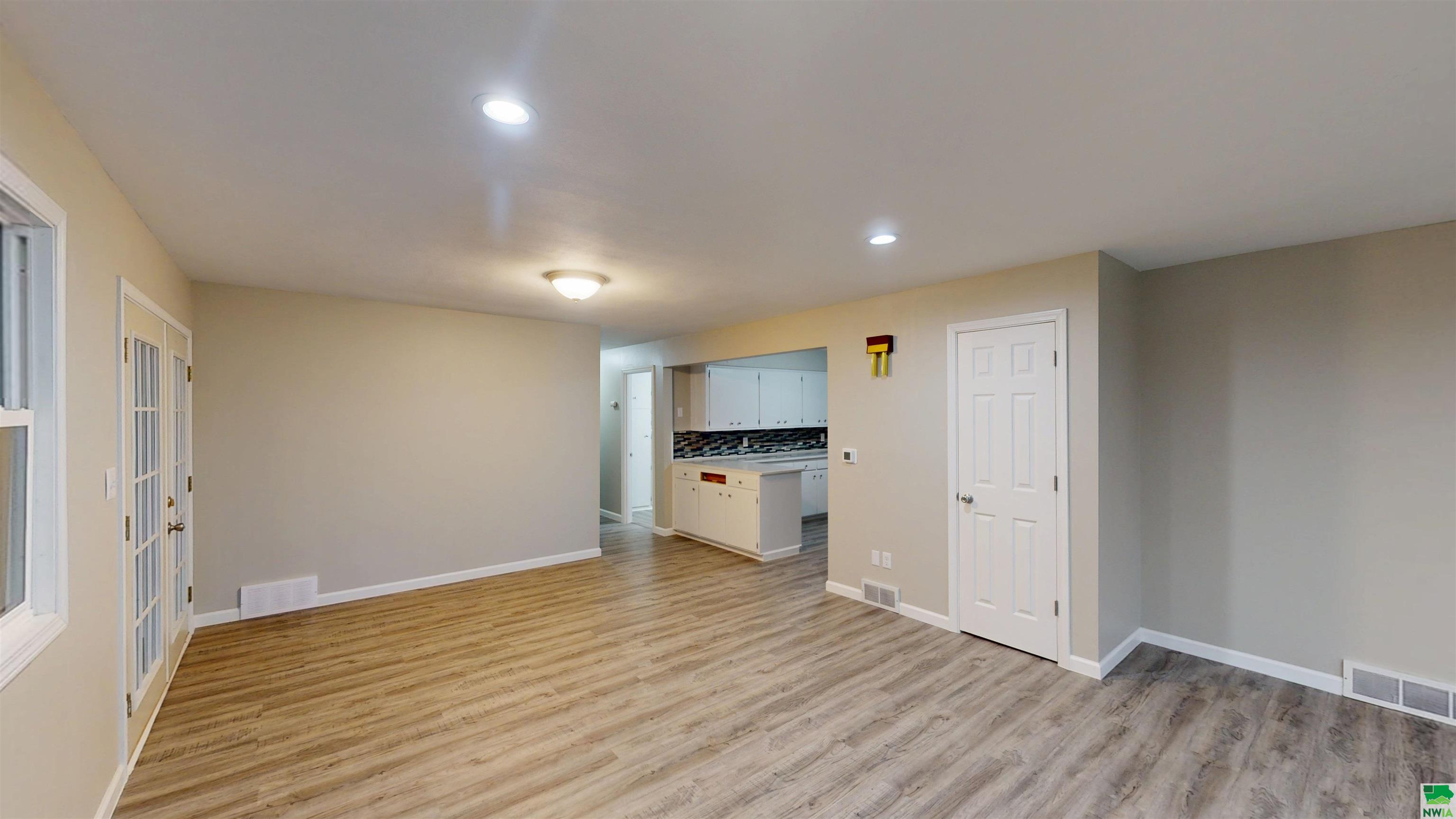 MLS #829197