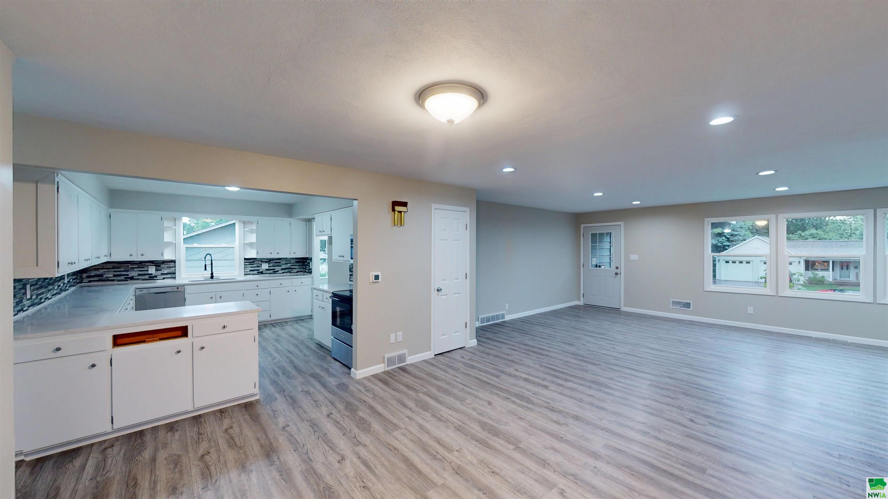 MLS #829197