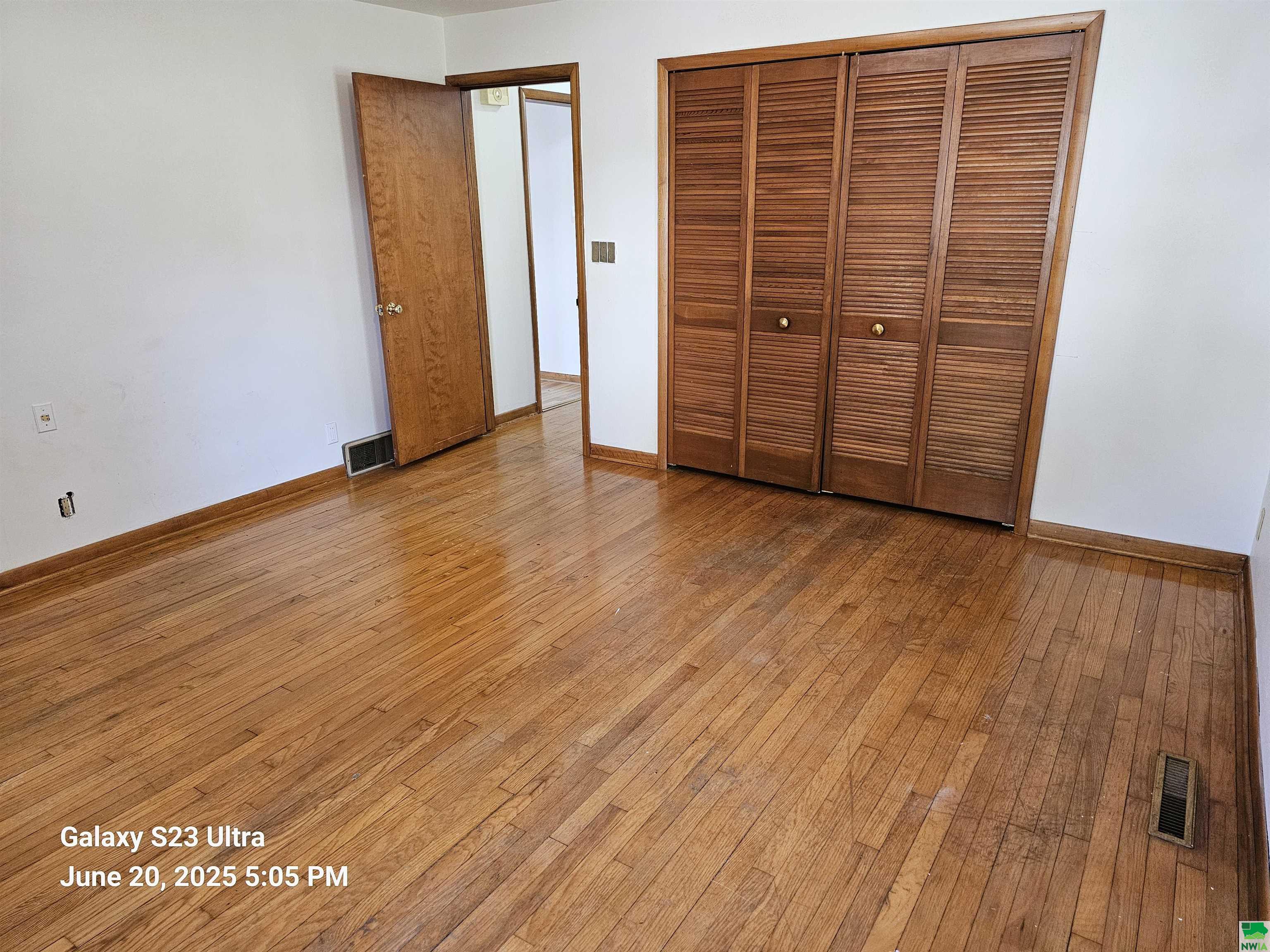 MLS #829198