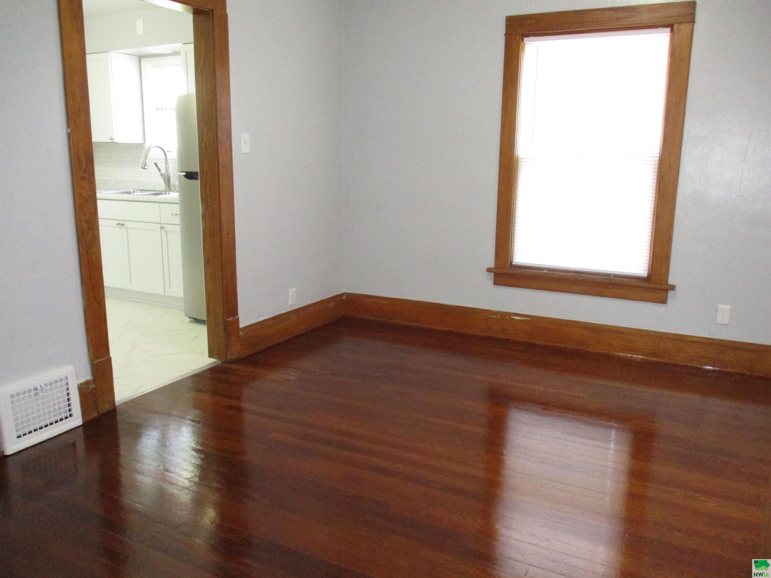 MLS #829205