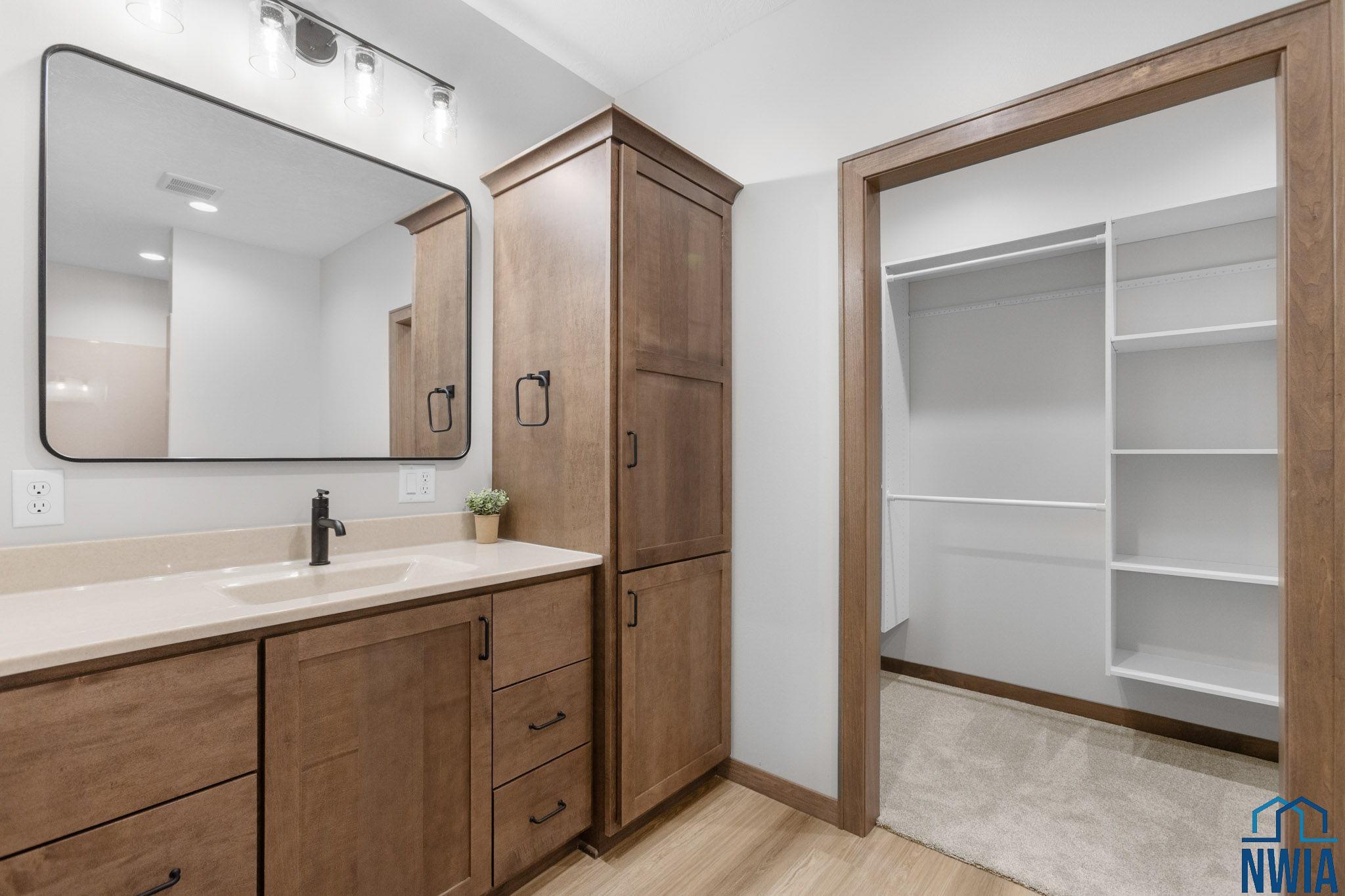 MLS #829208
