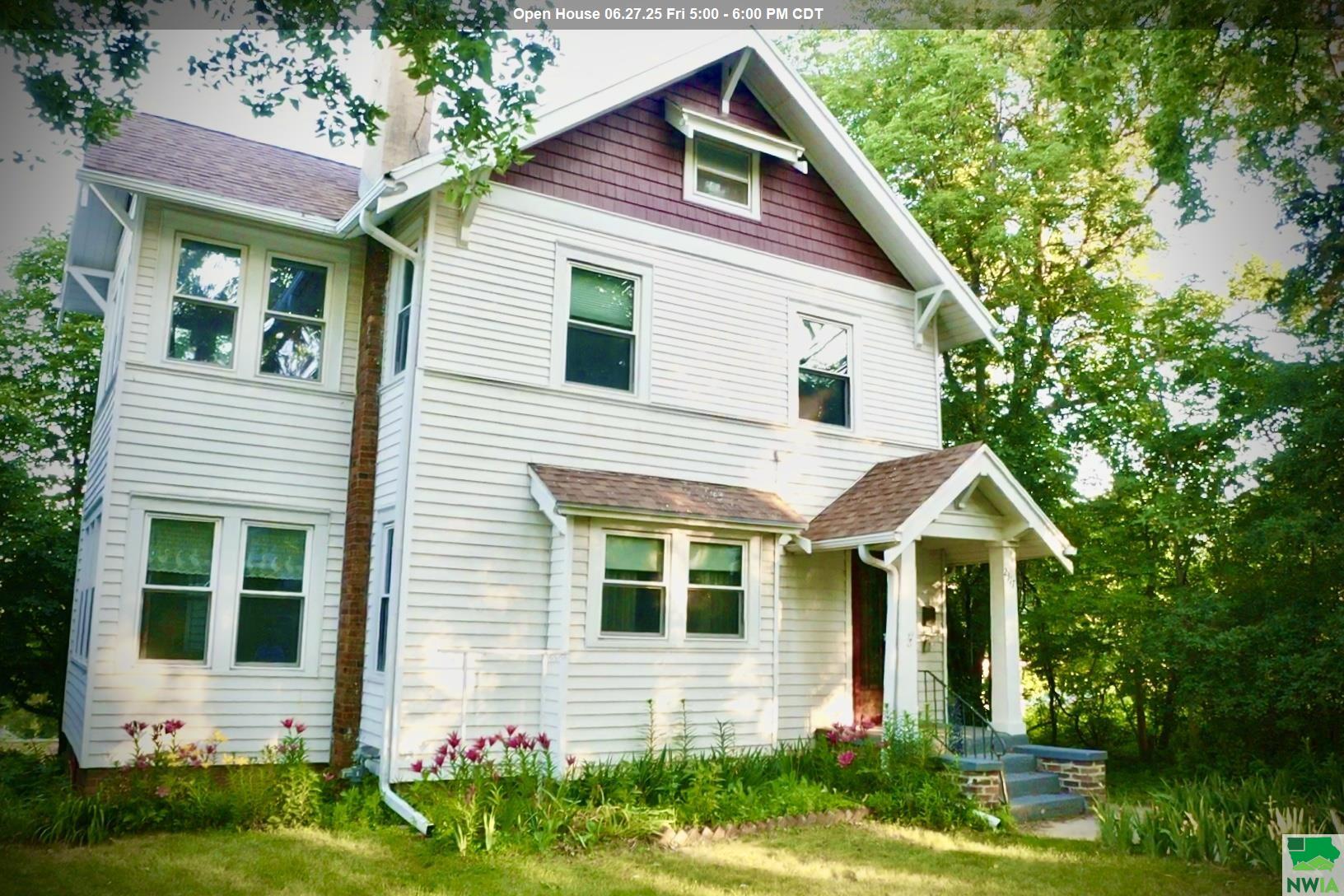 2317 SUMMIT ST, Sioux City, IA 51104 