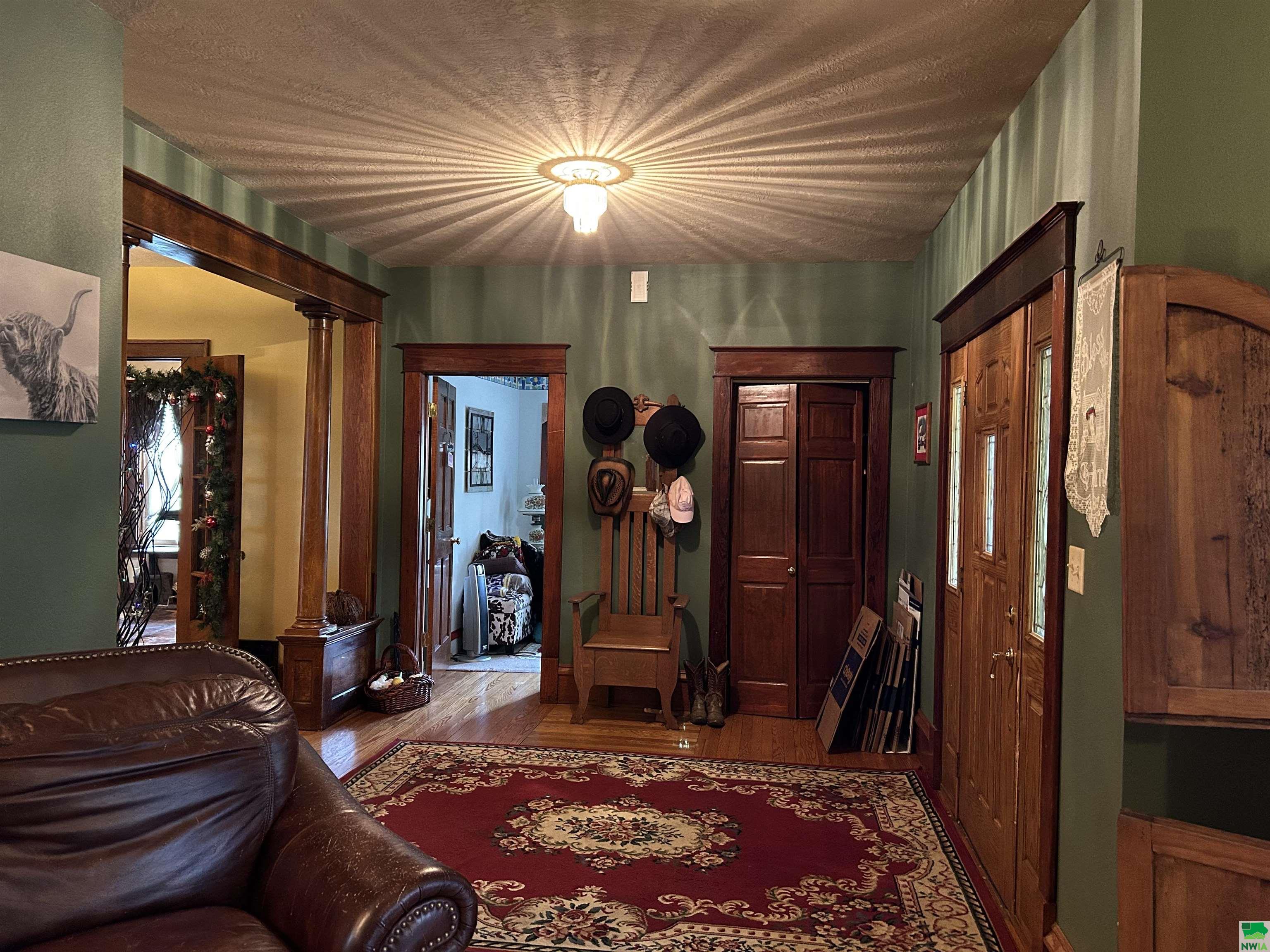 MLS #829220