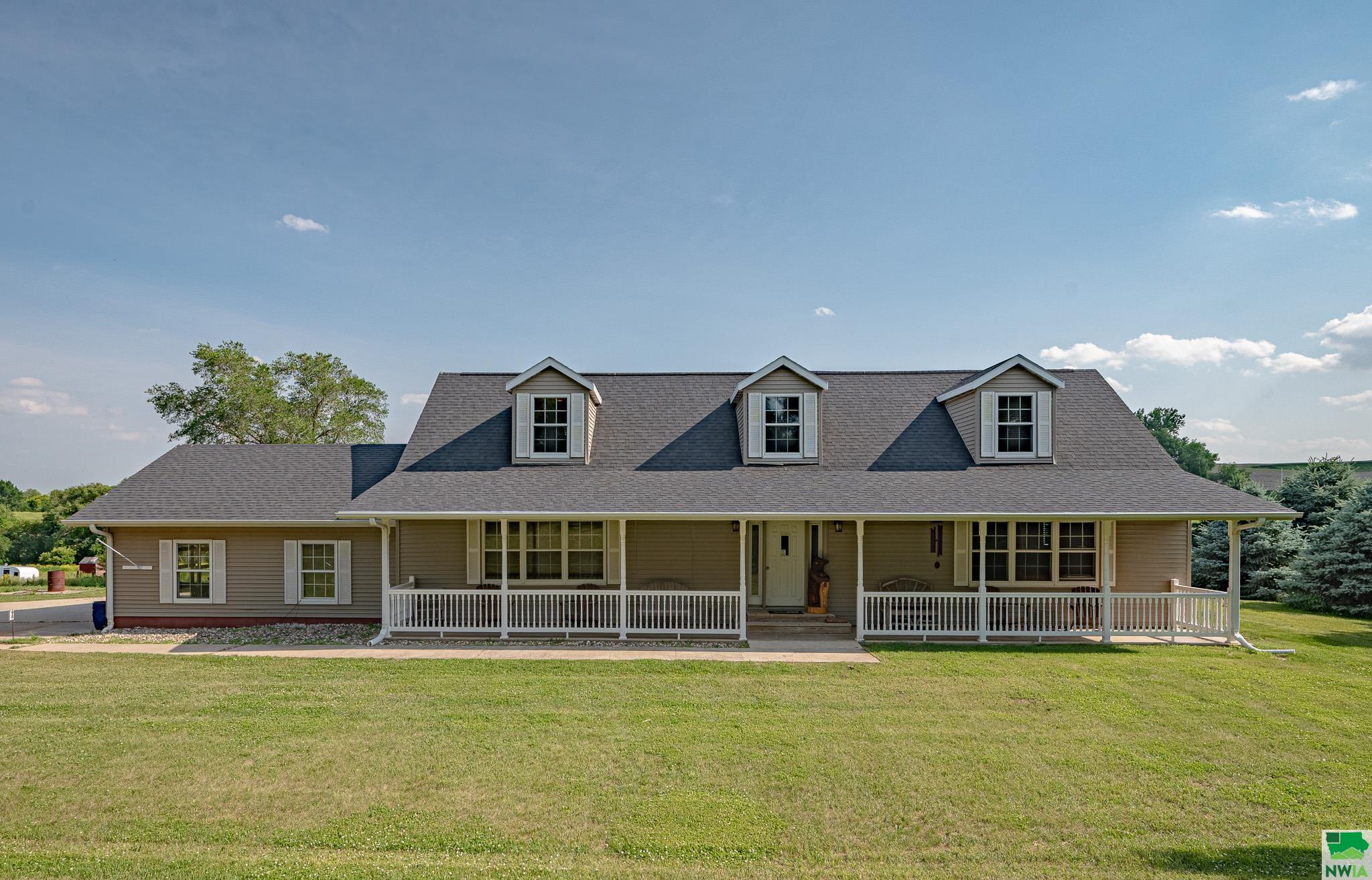 3840 160th Street, Correctionville, IA 51016 
