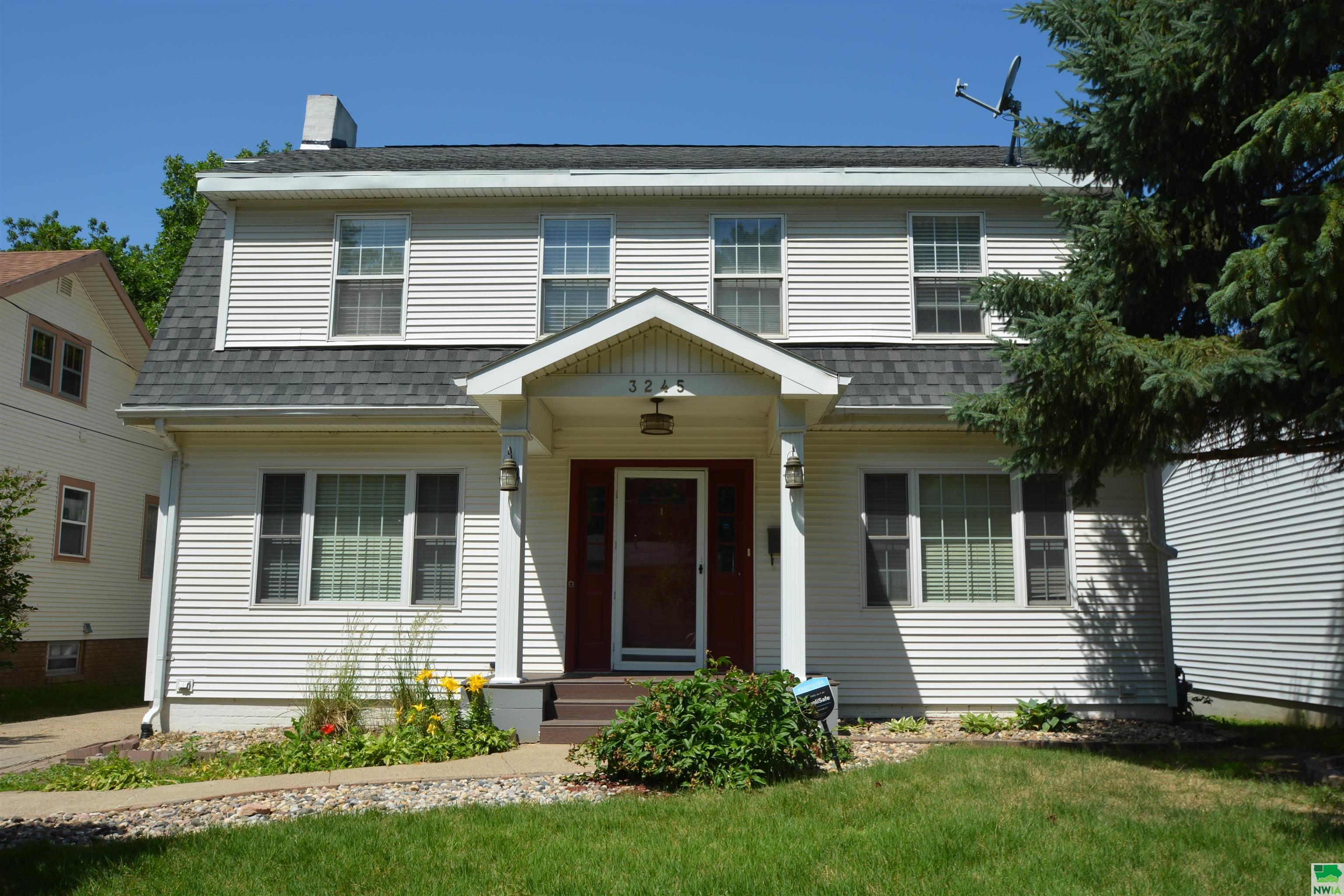 3245 Jennings St, Sioux City, IA 51104 