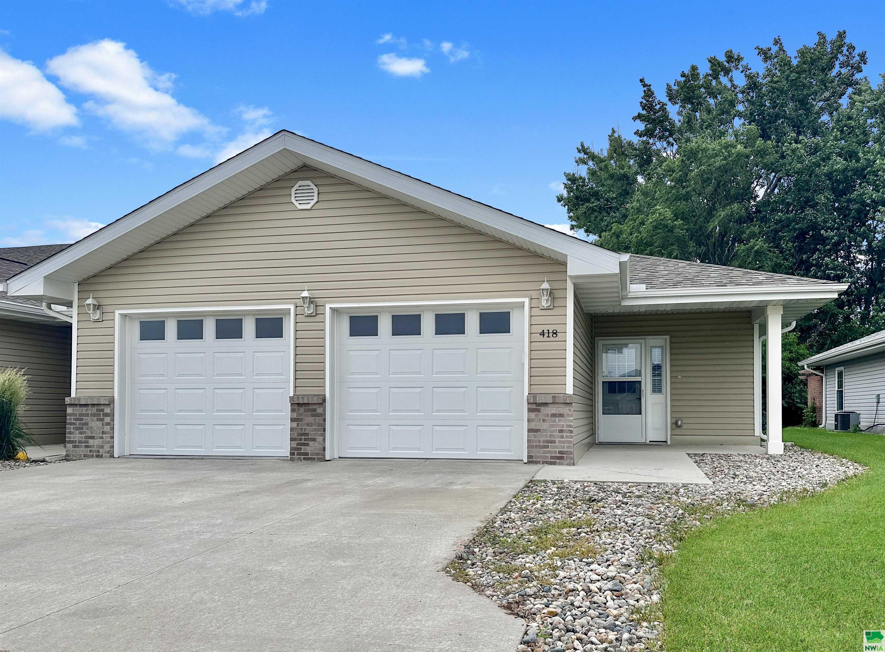 418 Maupin Lane, Sergeant Bluff, IA 51054 