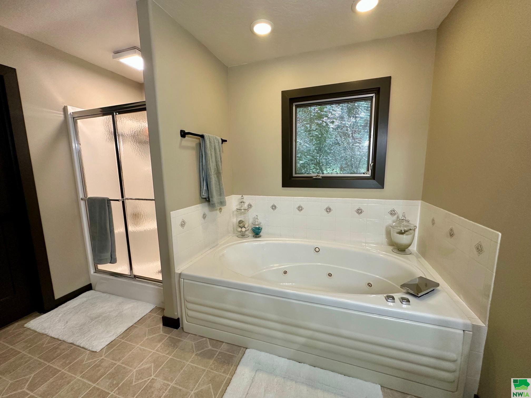MLS #829238