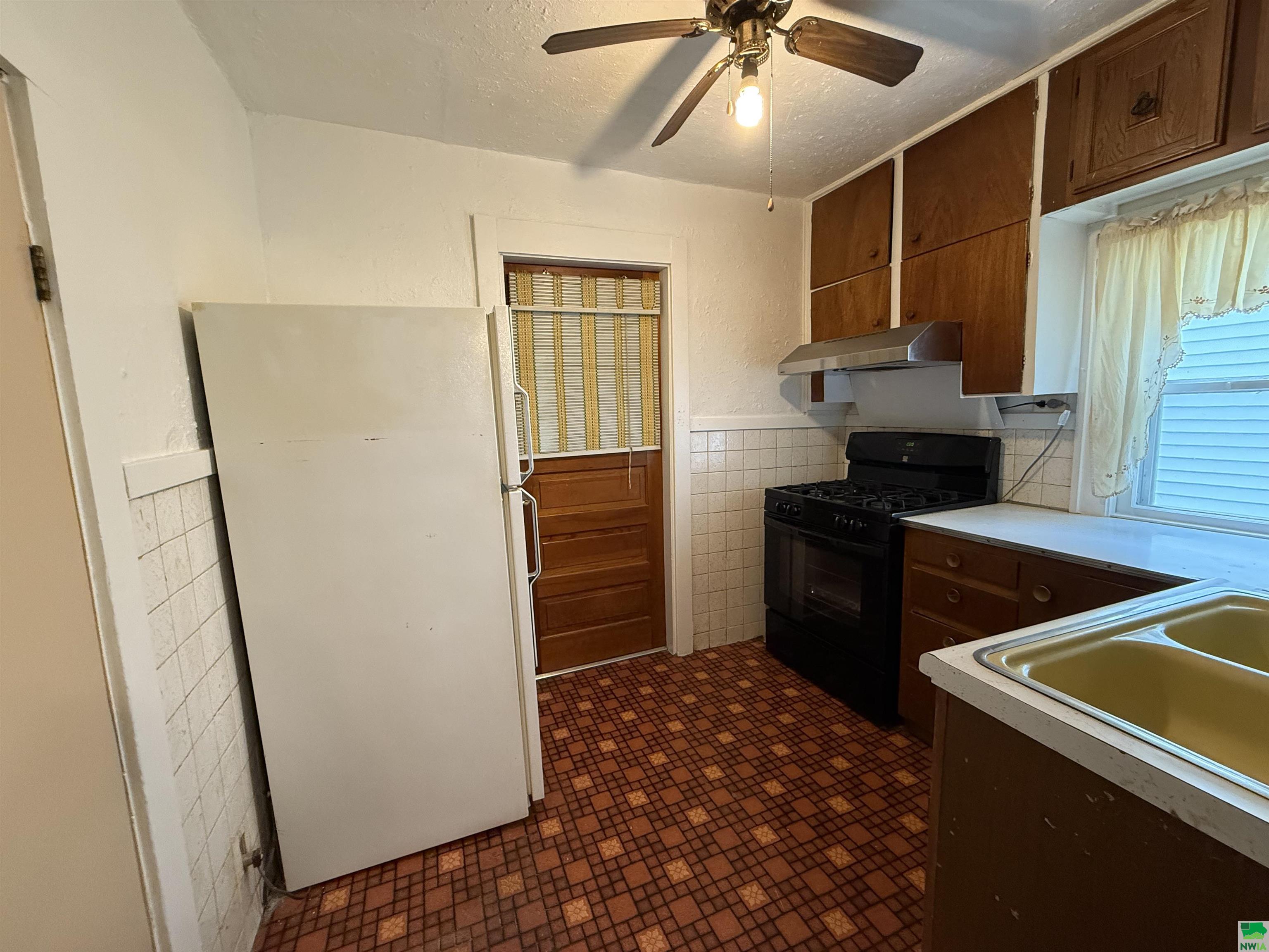 MLS #829240