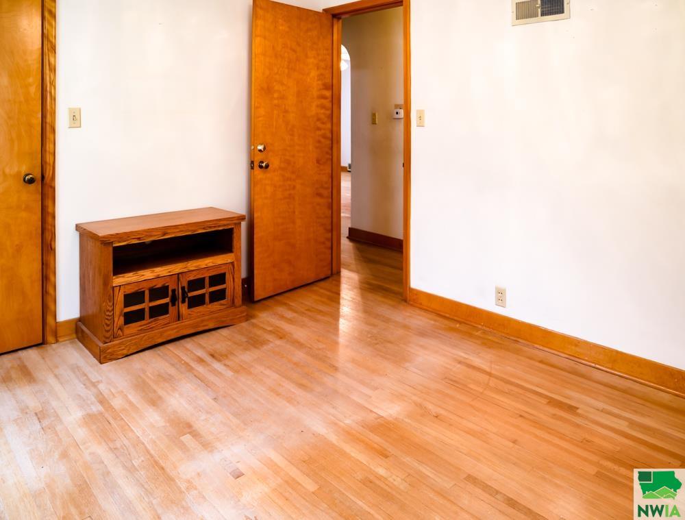 MLS #829244
