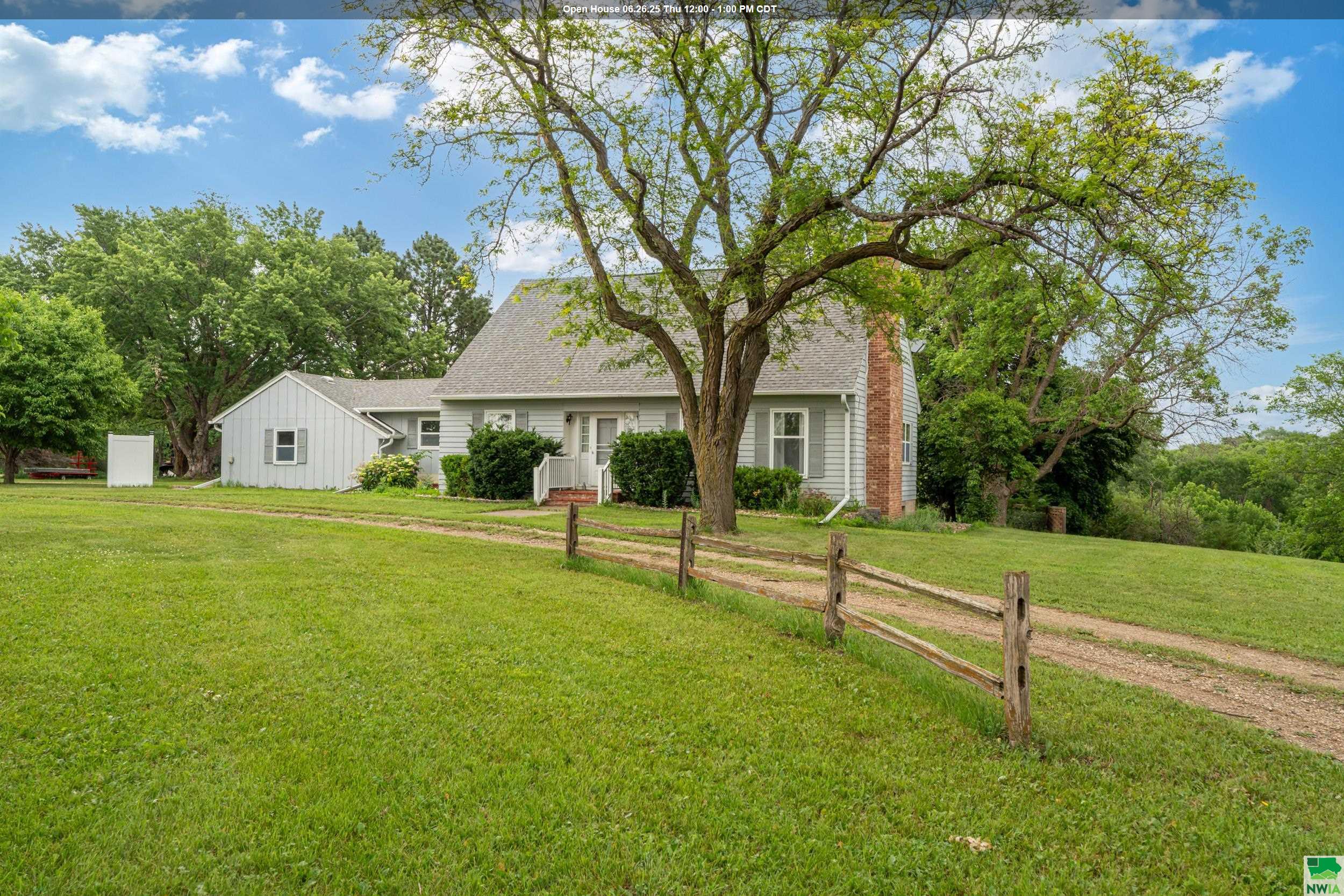 1919 Old Bridge Rd, Vermillion, SD 57069 