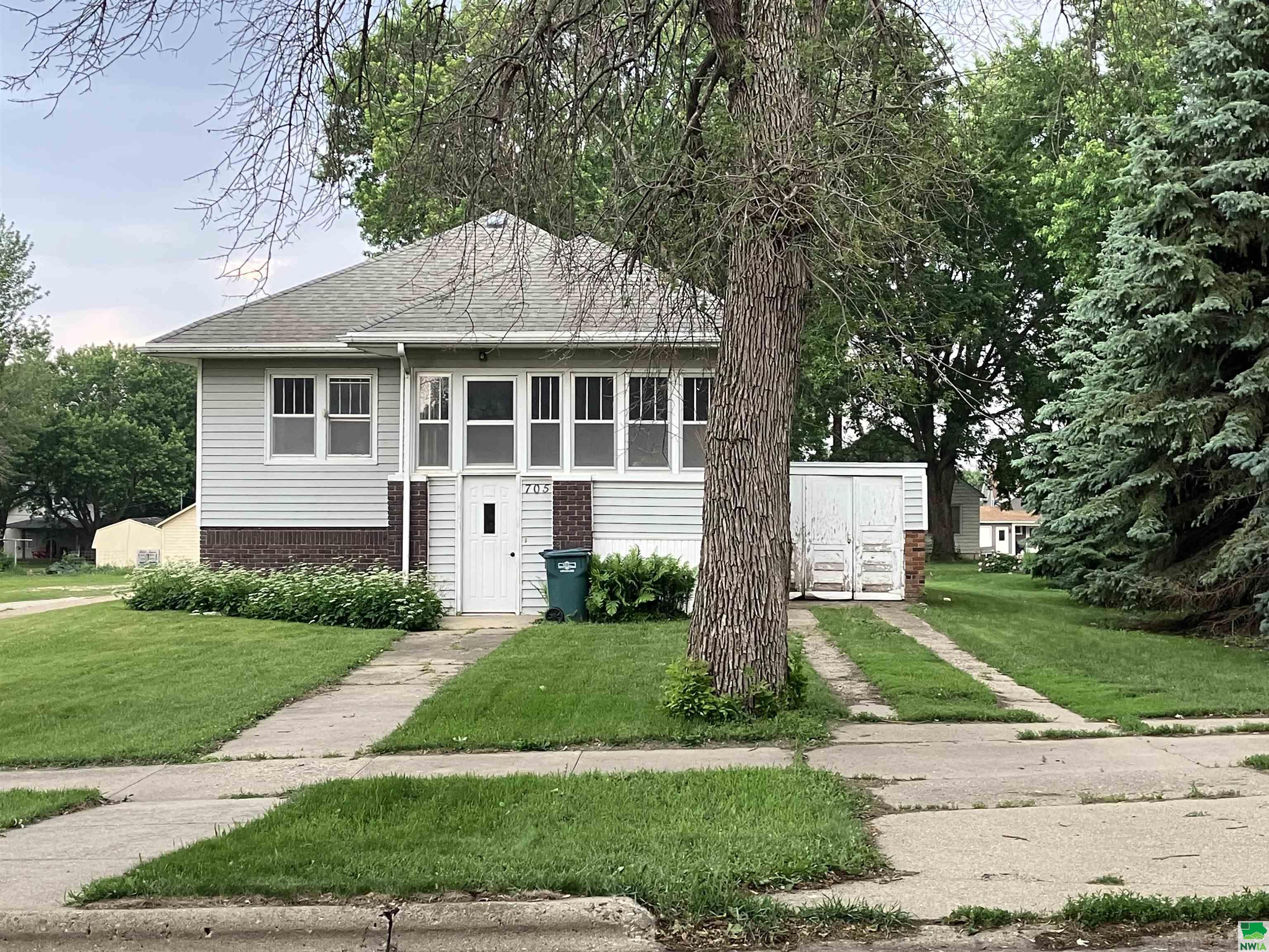 MLS #829260
