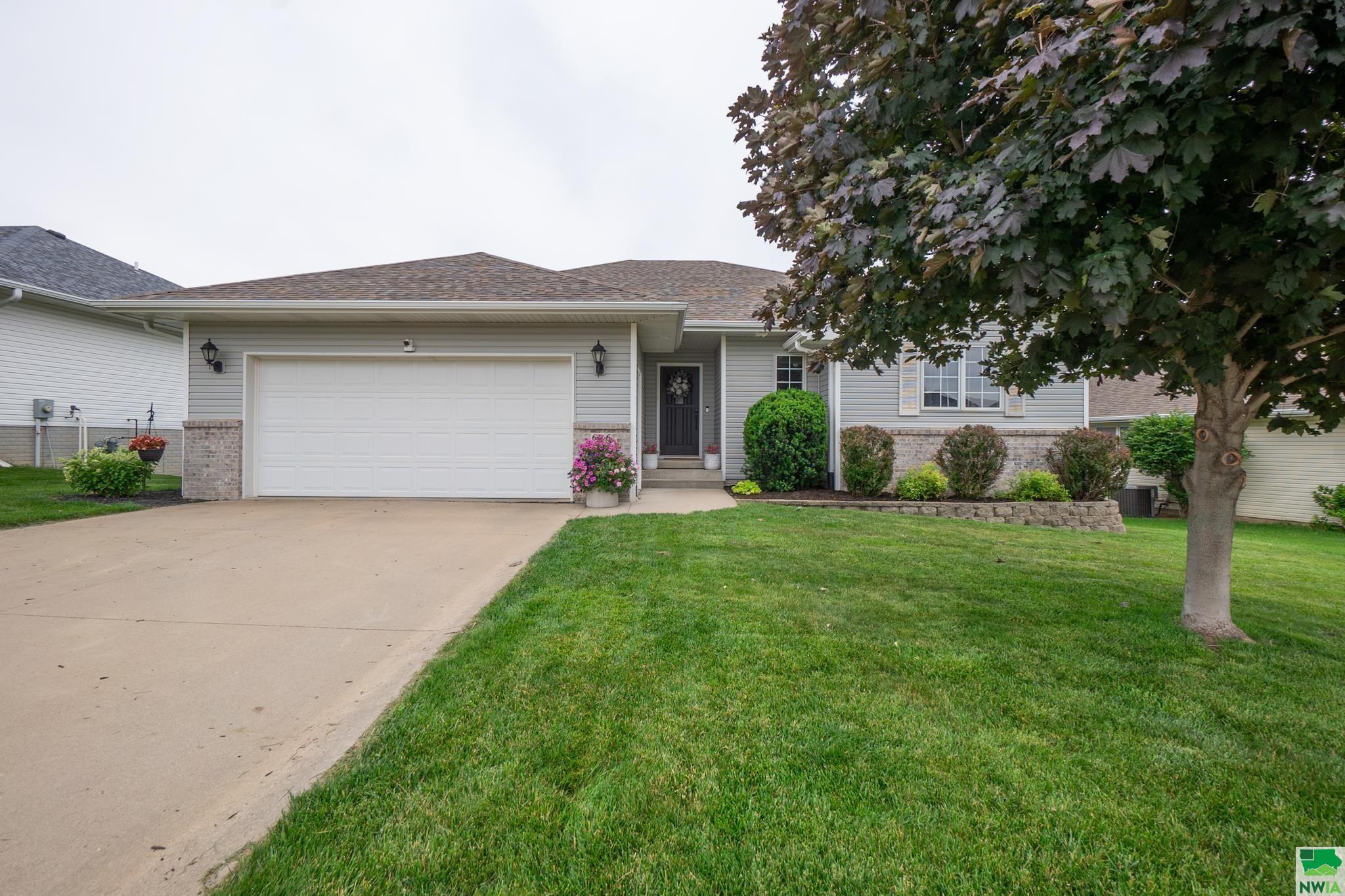 616 BRENTWOOD ST, Sioux City, IA 51103 