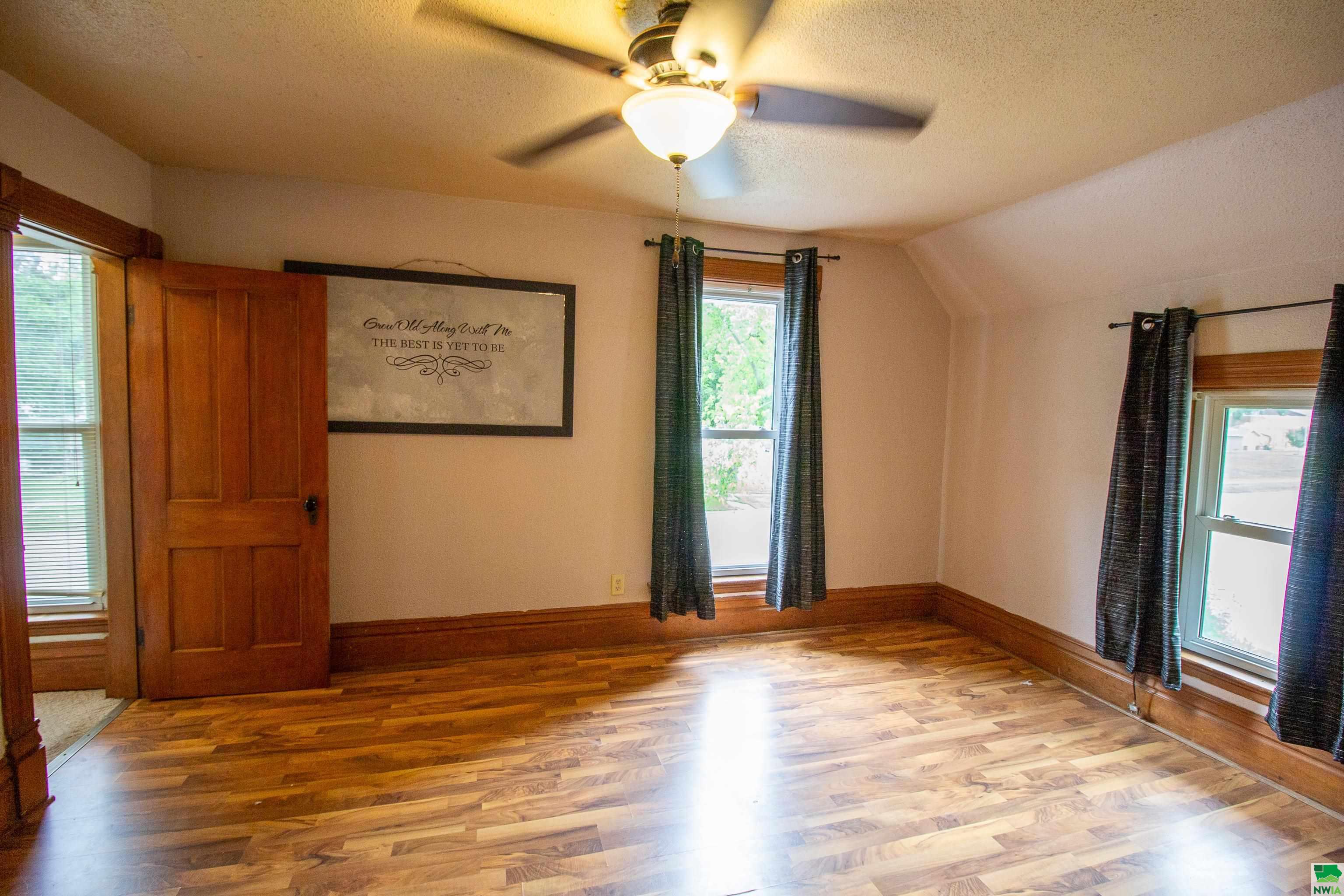 MLS #829272