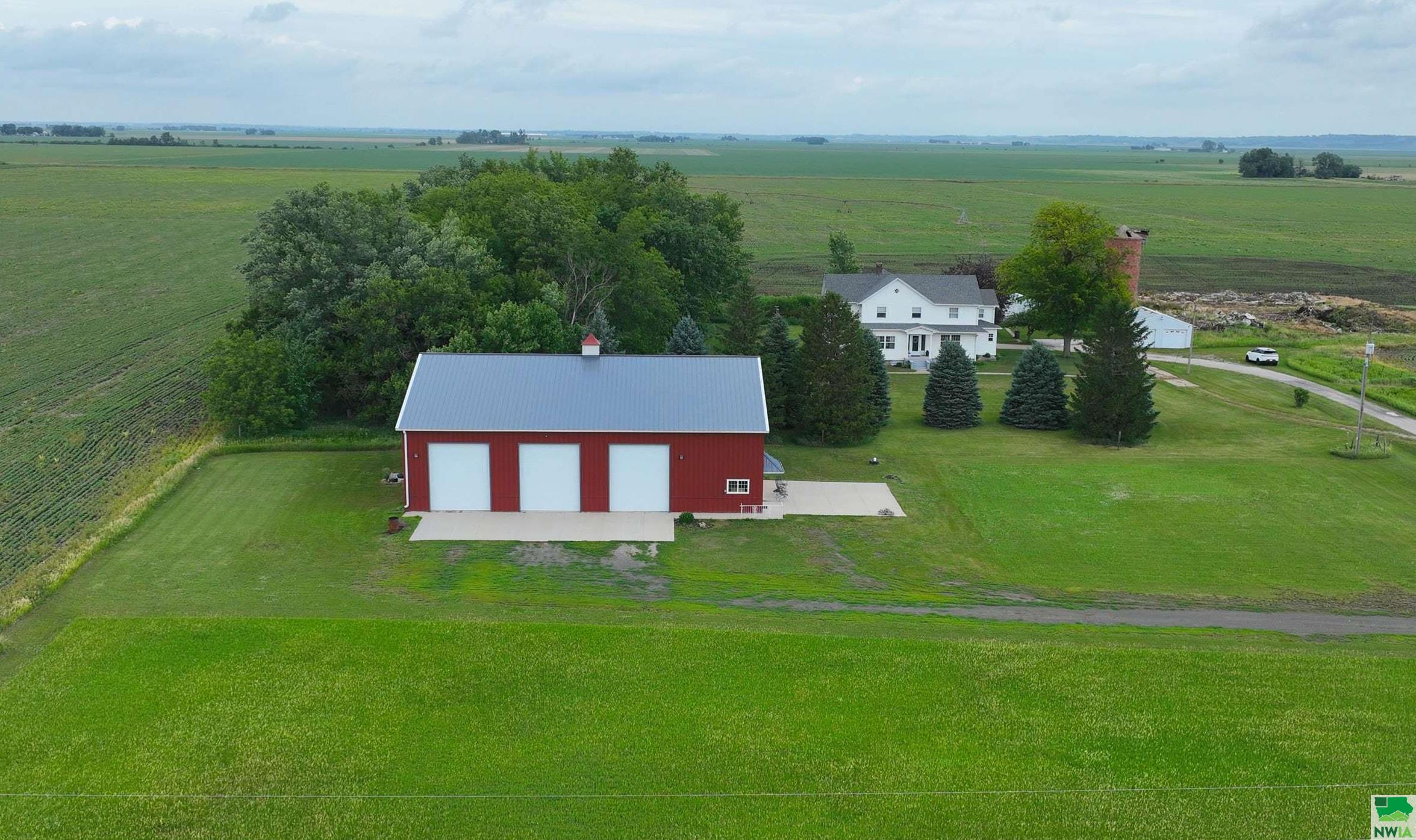 2009 325th St, Sloan, IA 51055 
