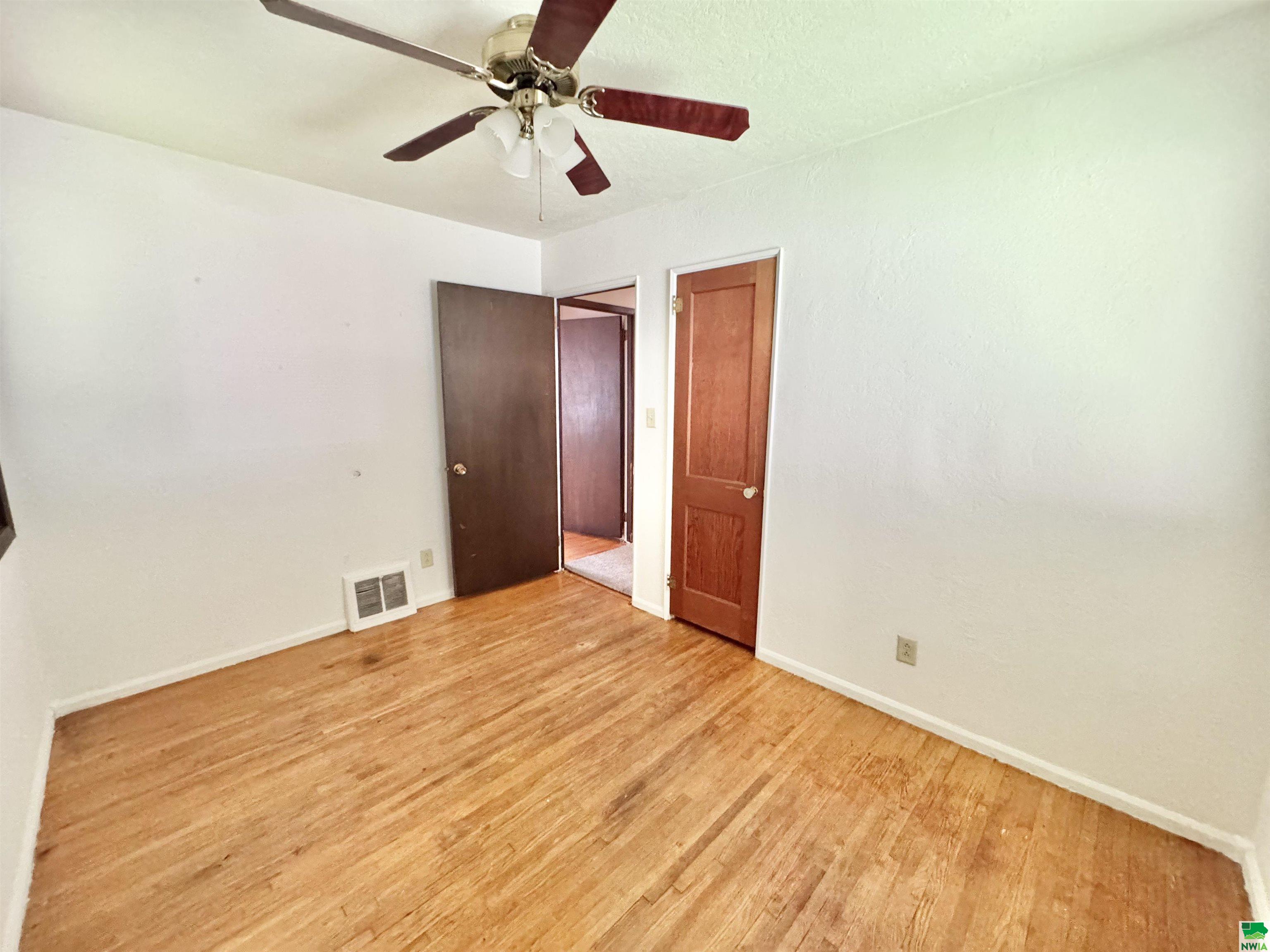 MLS #829285