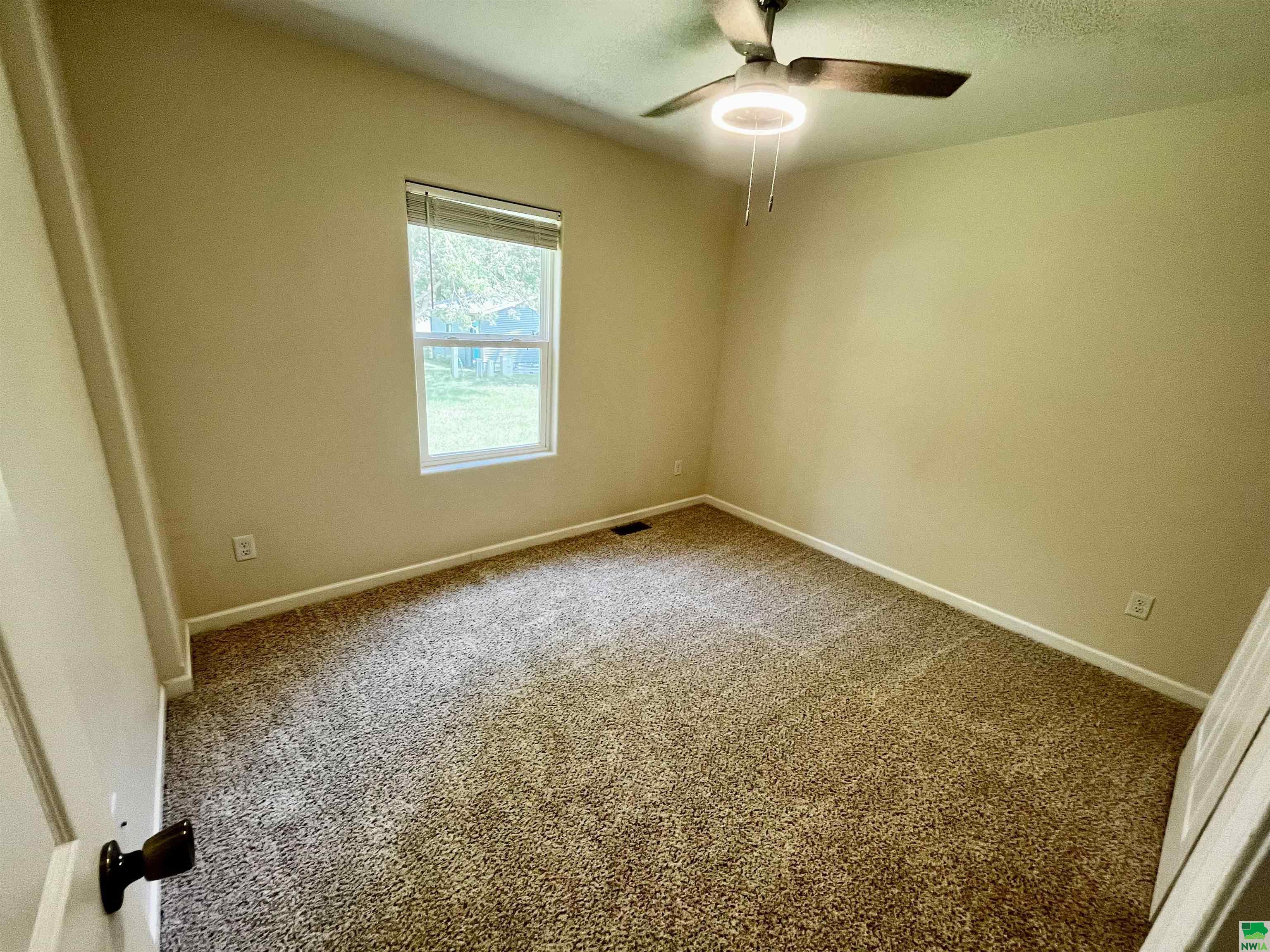 MLS #829306