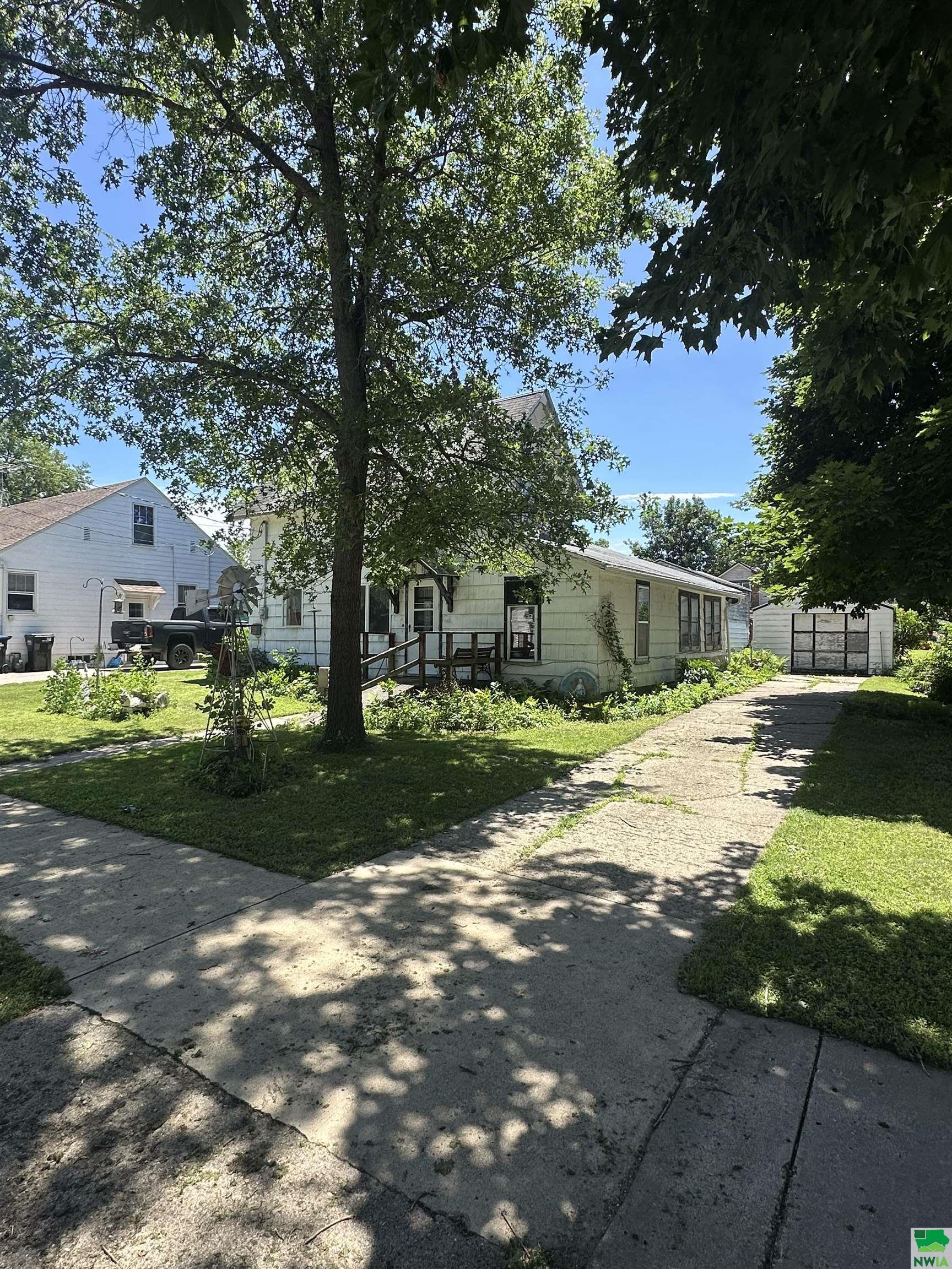 MLS #829310