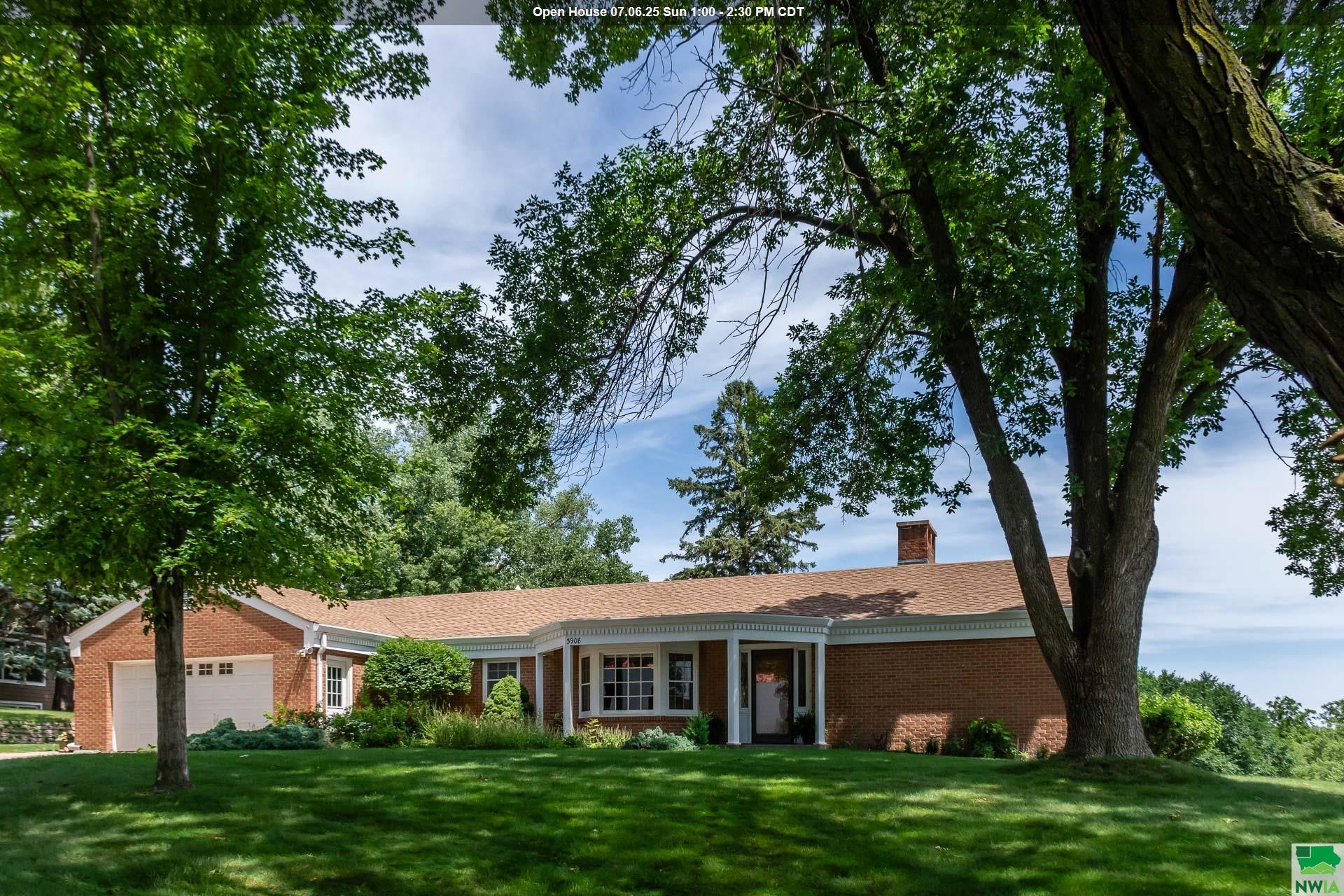 3908 Sylvian Ave, Sioux City, IA 51104 