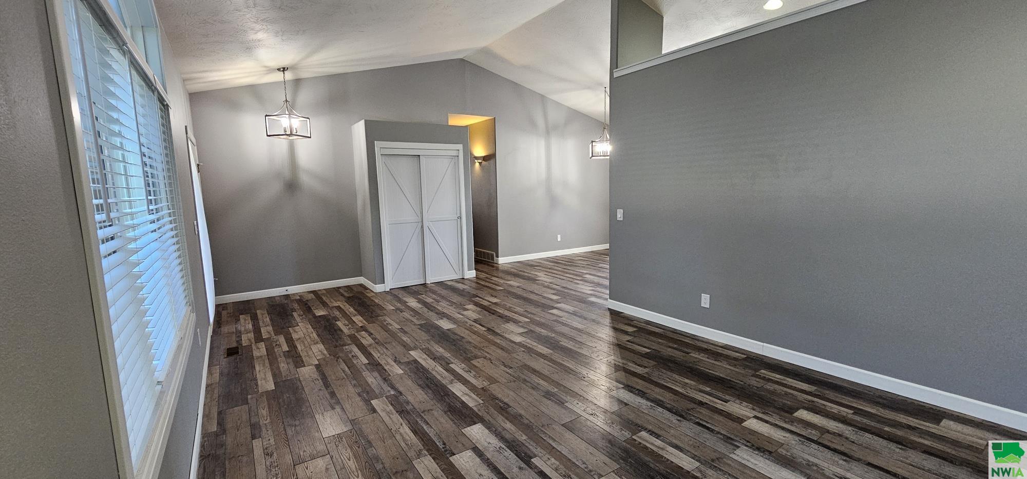 MLS #829325
