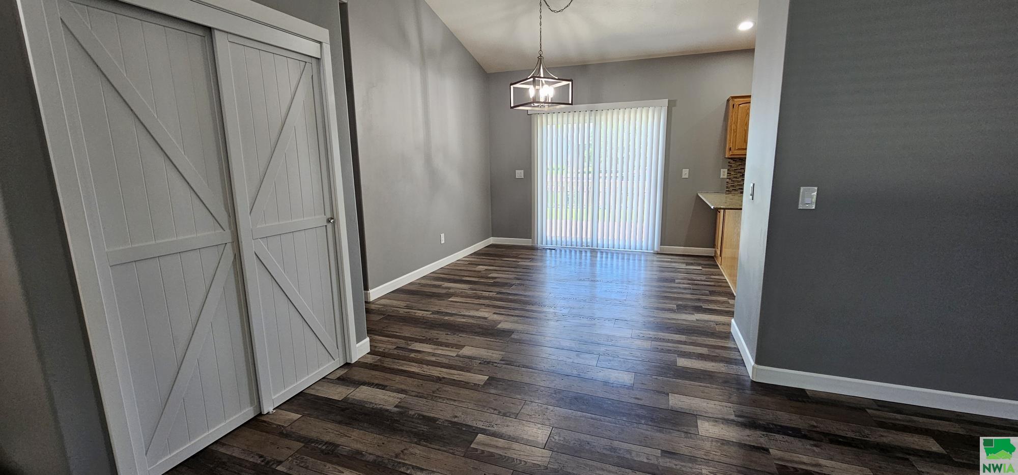 MLS #829325
