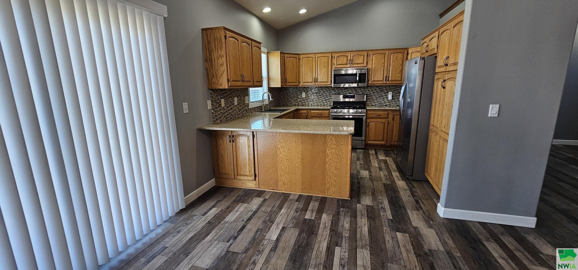 MLS #829325