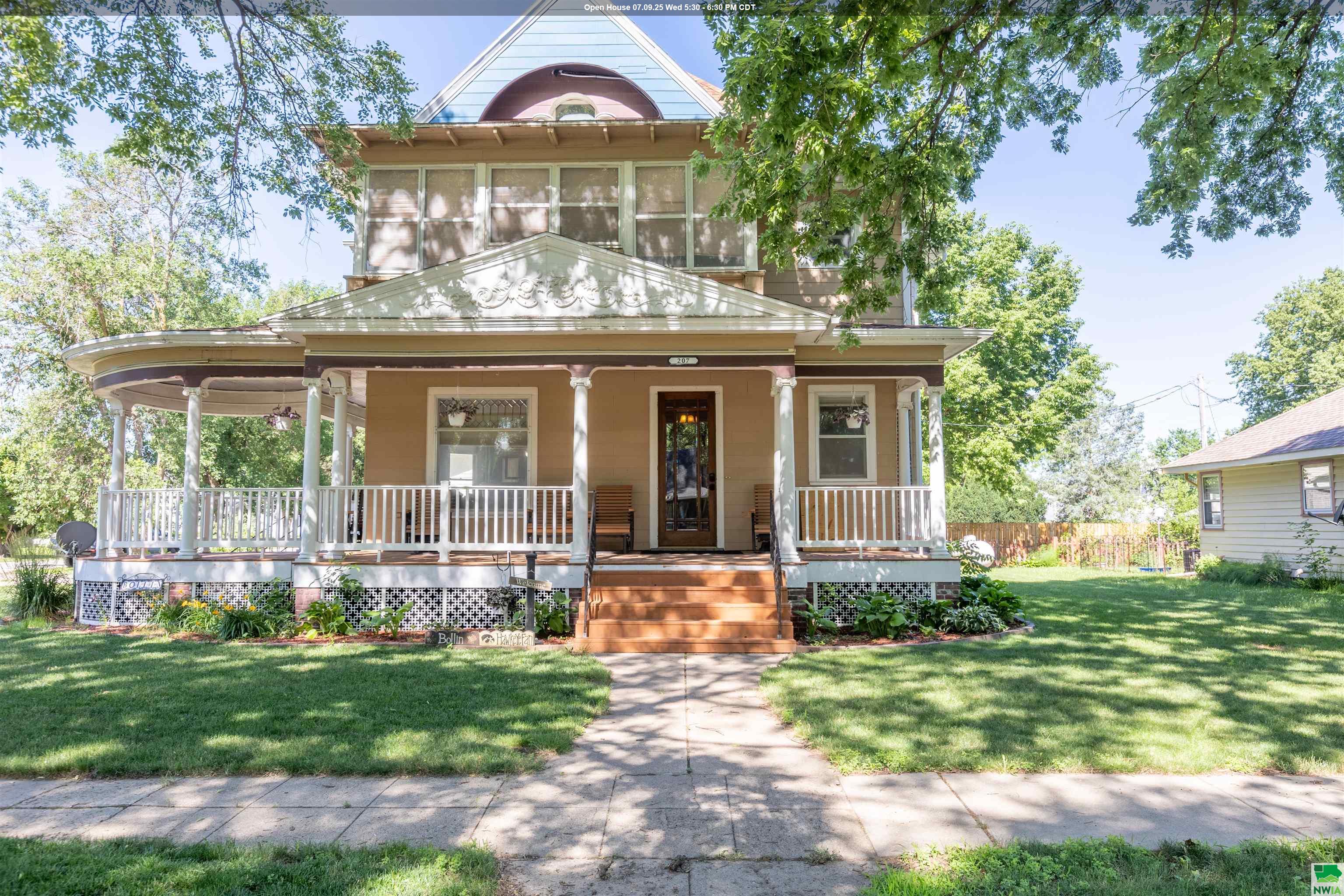 207 2nd Ave S, Anthon, IA 51004 