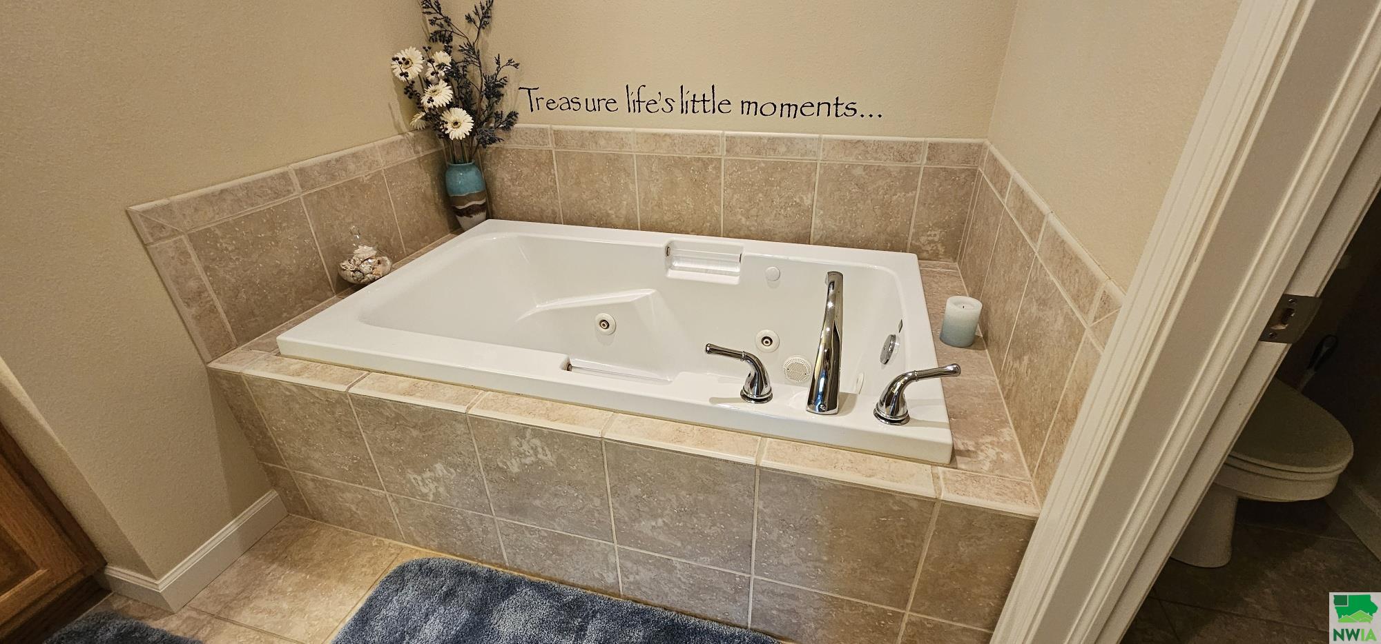 MLS #829331