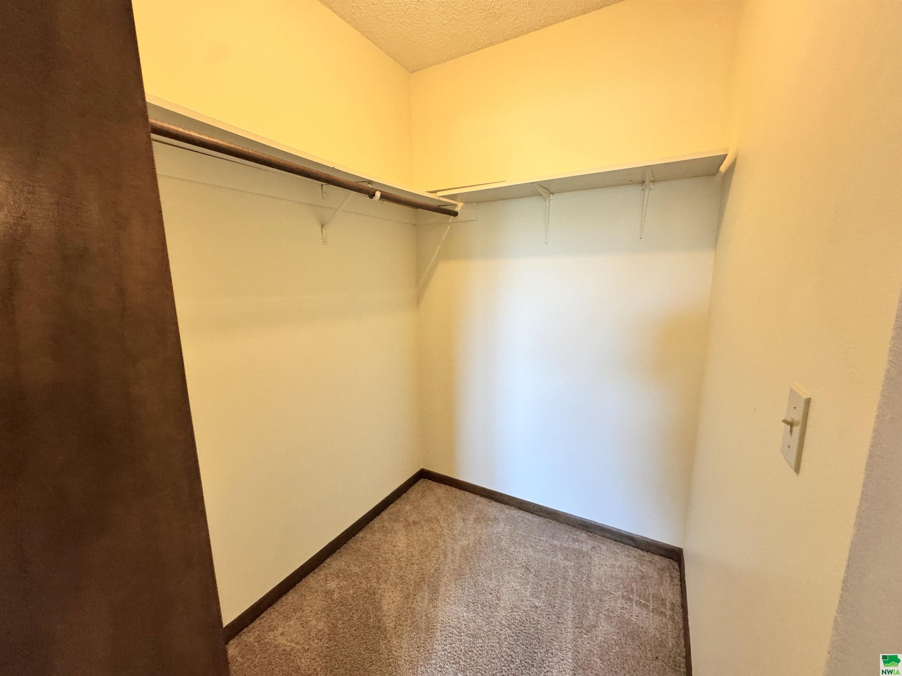 MLS #829338