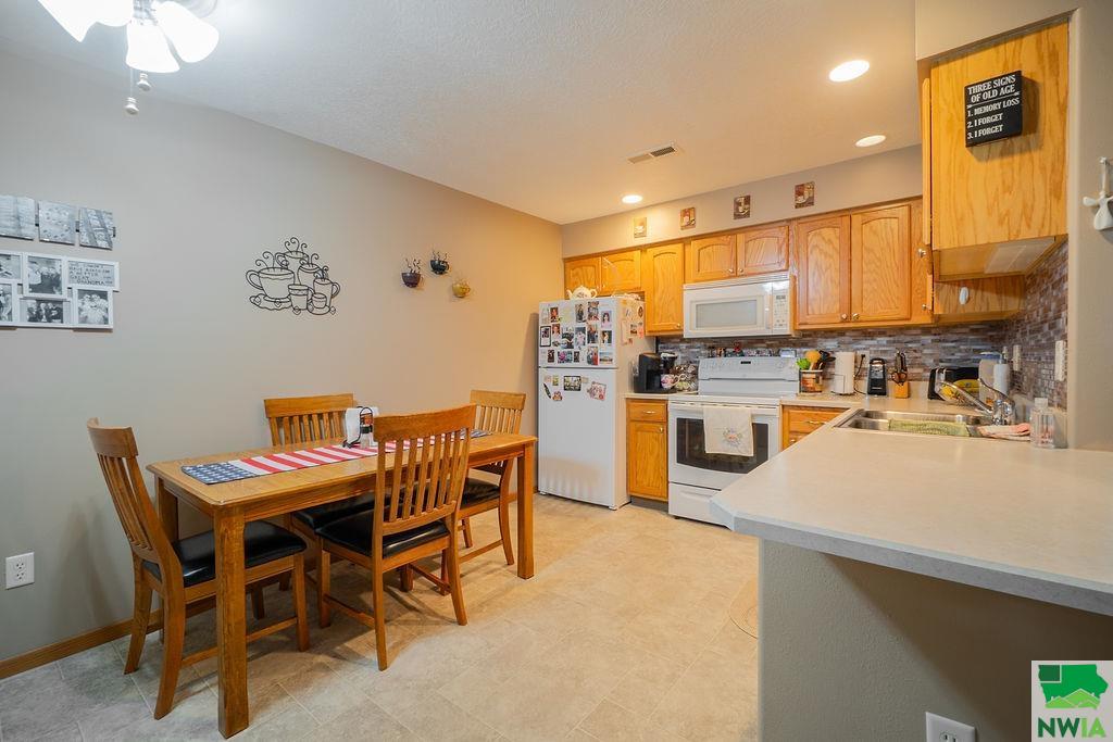 MLS #829345