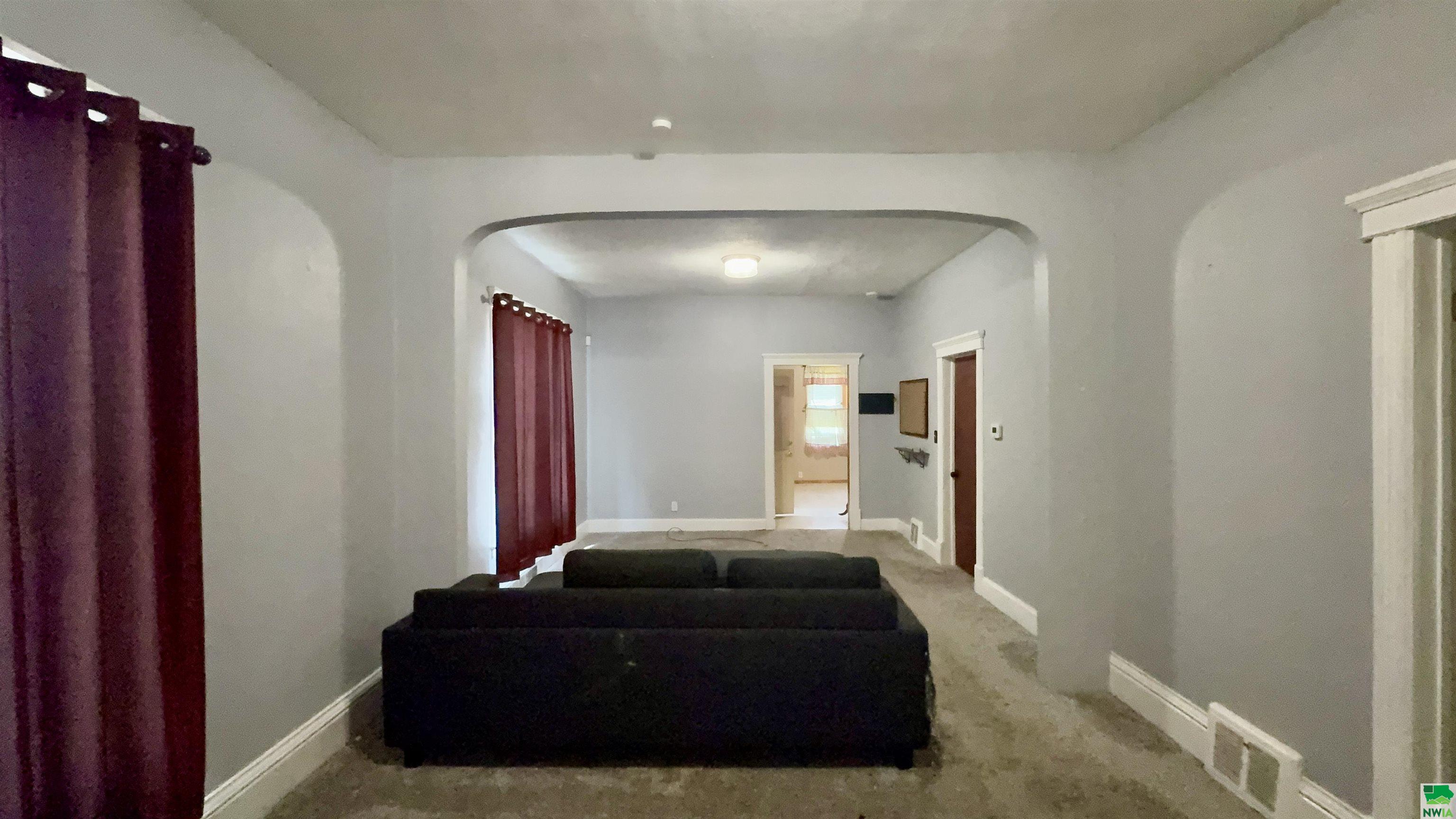 MLS #829352