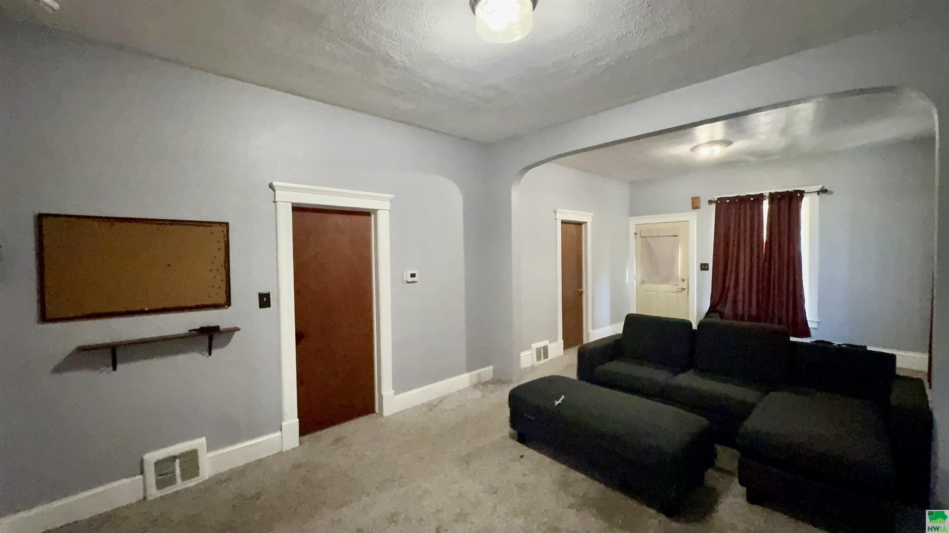 MLS #829352