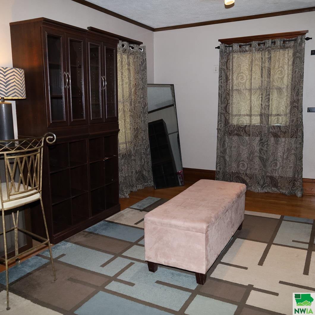 MLS #829353