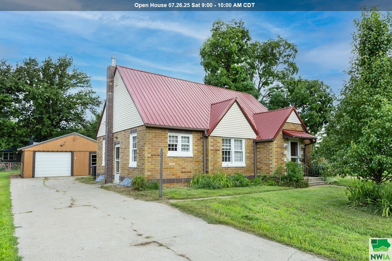 1400 11th Street, Onawa, IA 51040 
