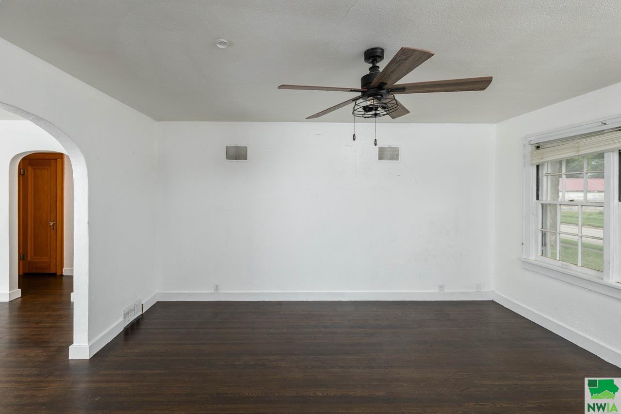 MLS #829354