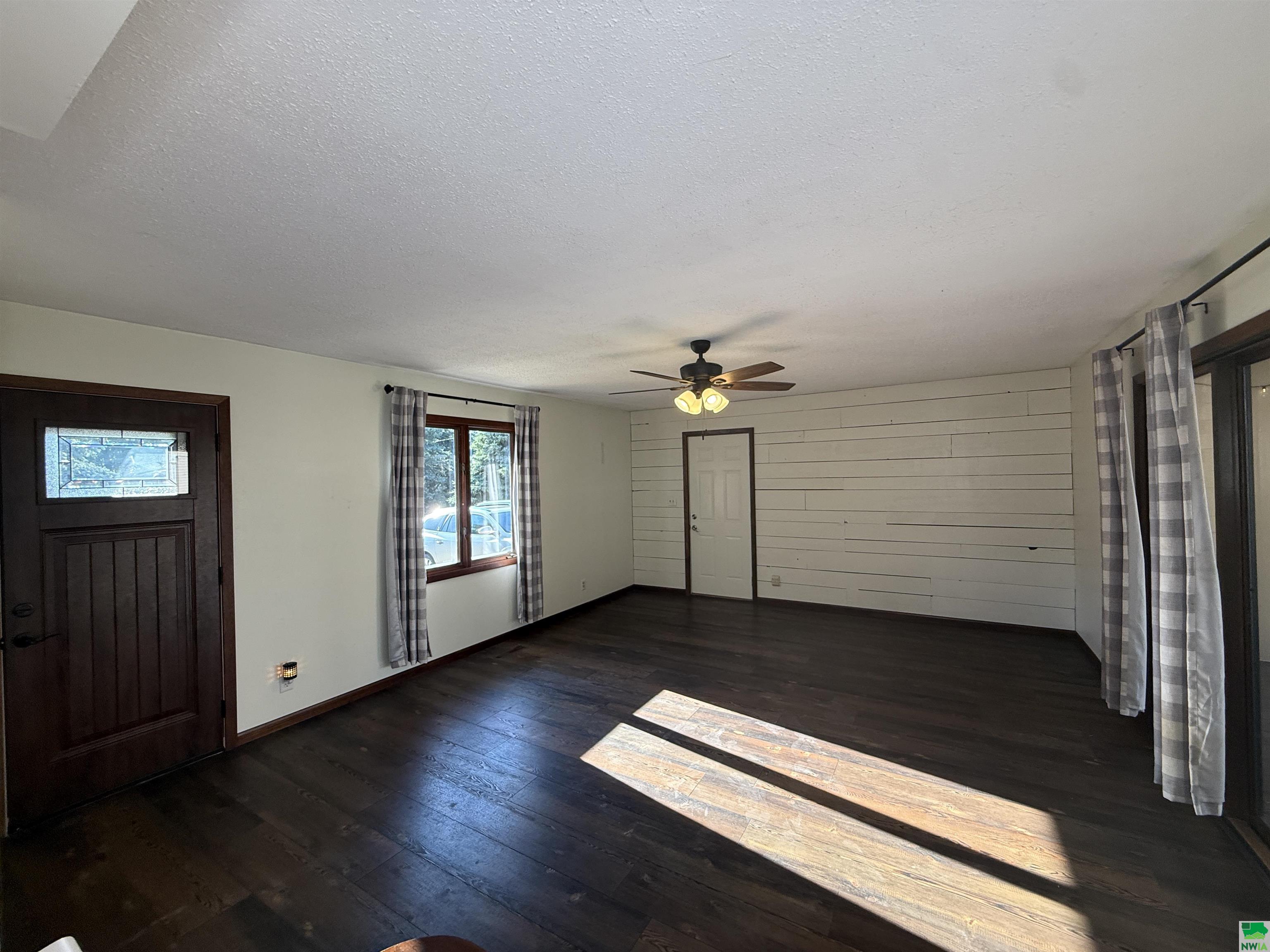 MLS #829356
