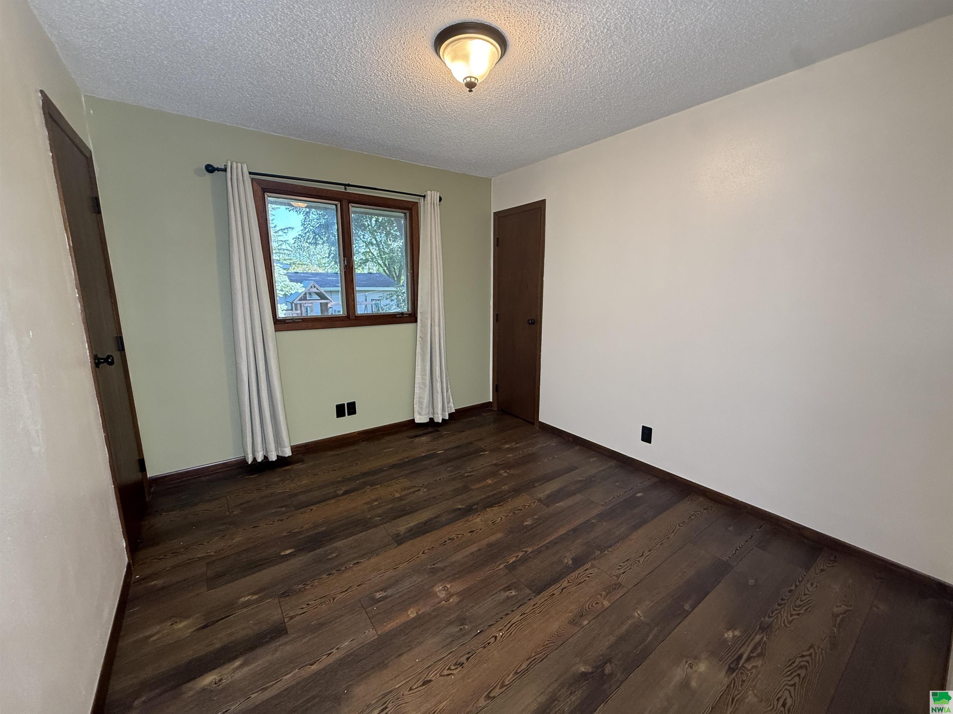 MLS #829356