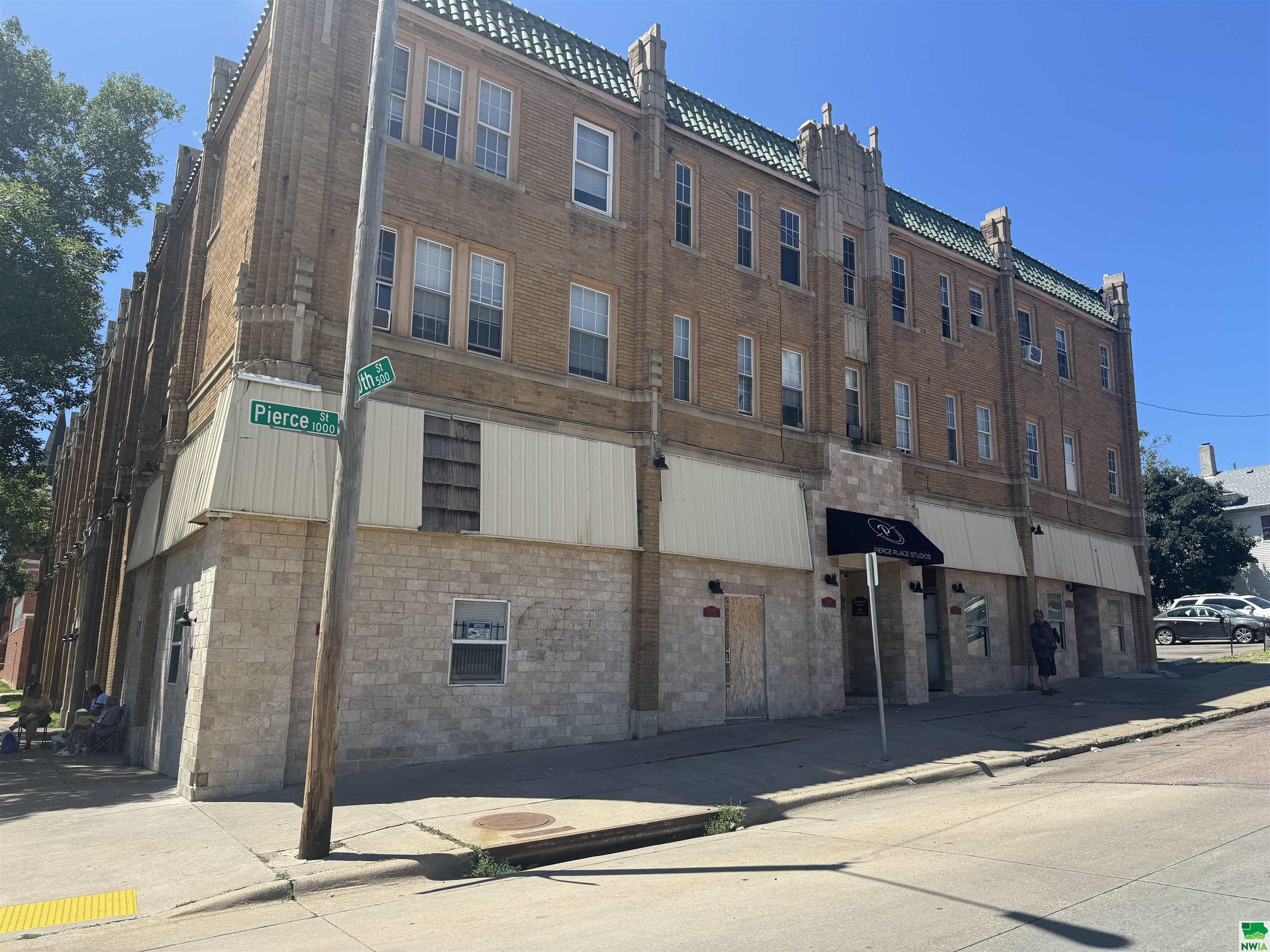 1003 Pierce St, Sioux City, IA 51105 