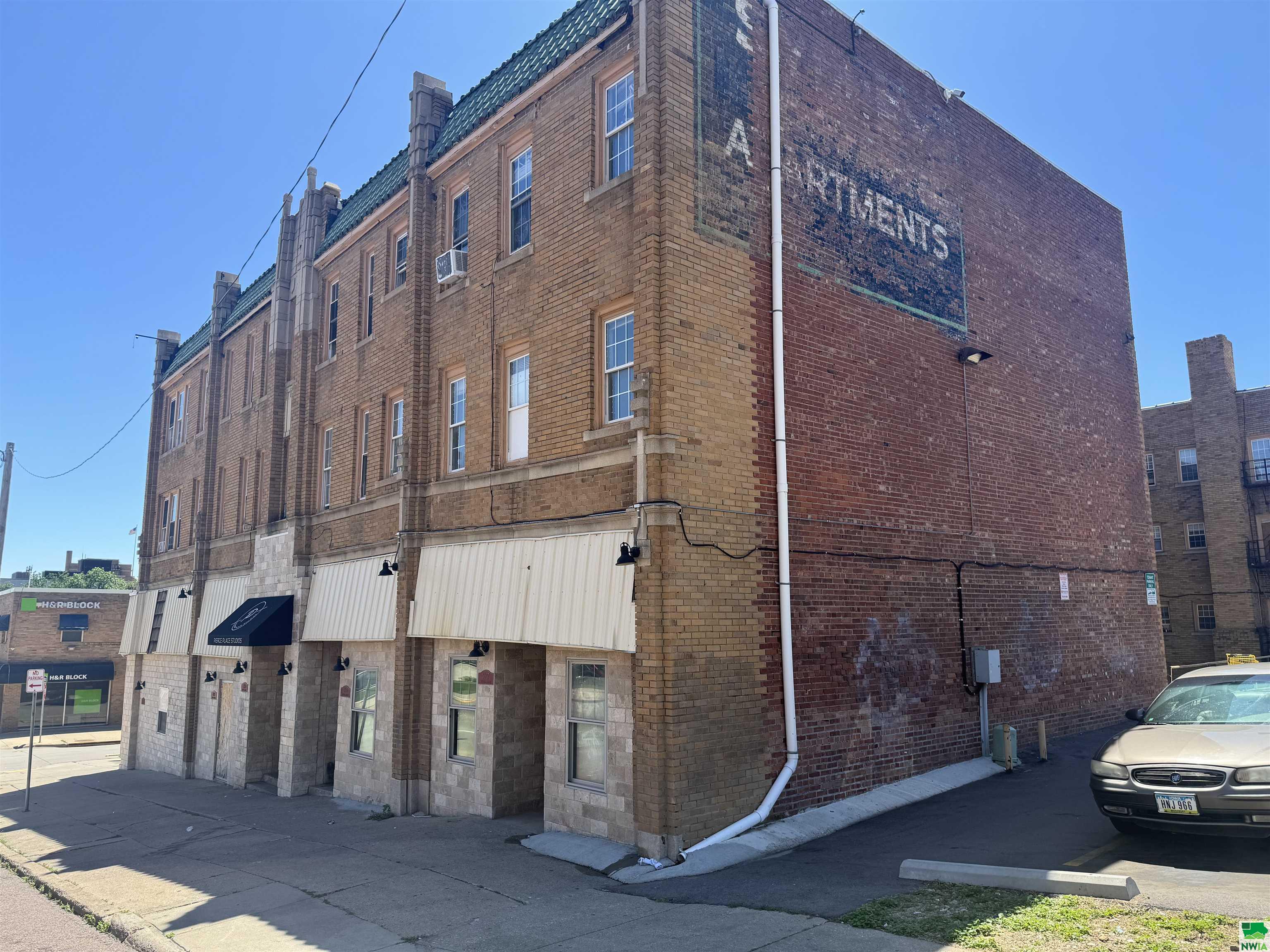 MLS #829357