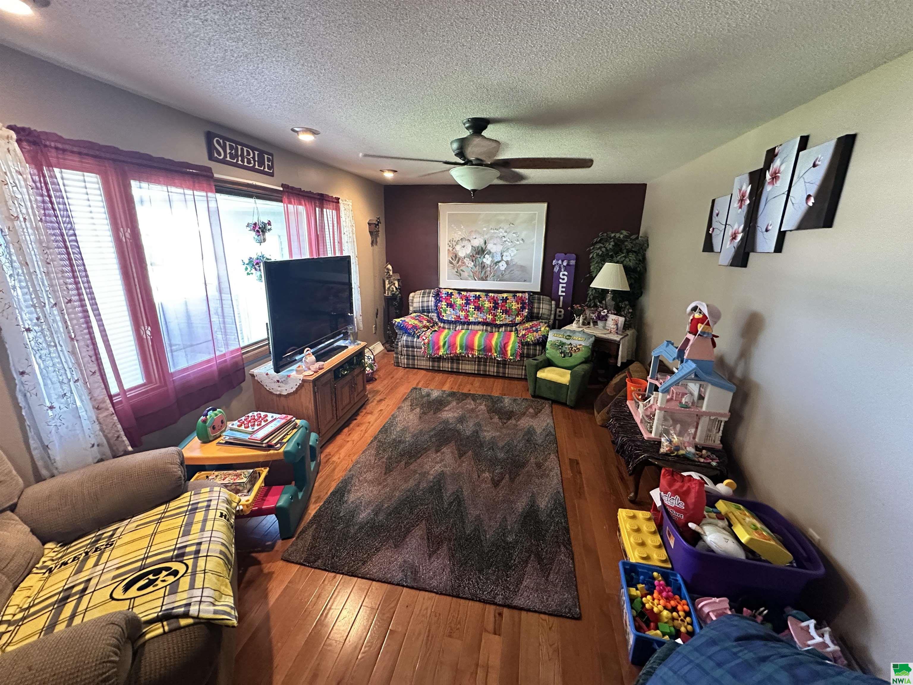 MLS #829360