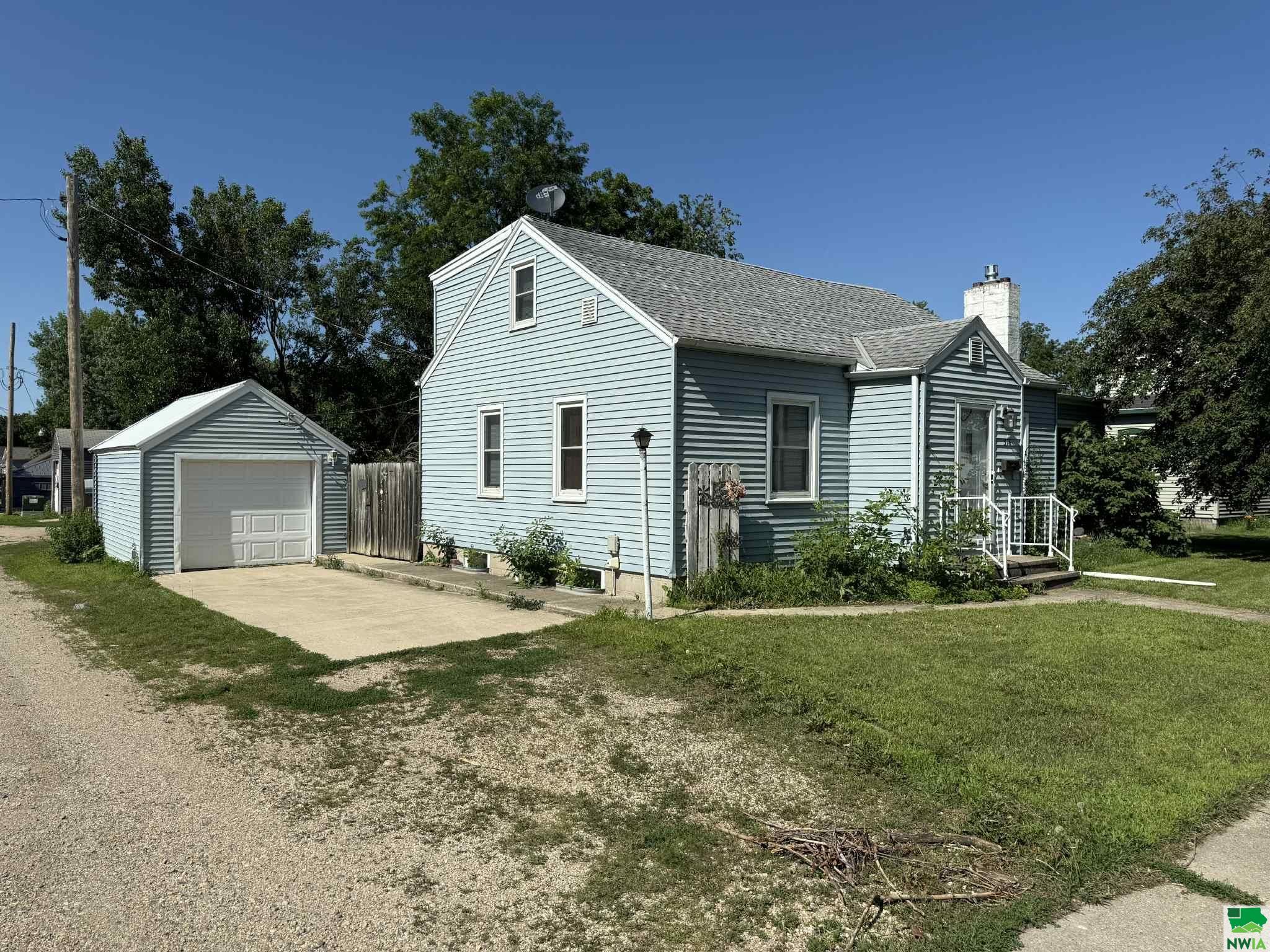 318 5th Street, Sibley, IA 51249 