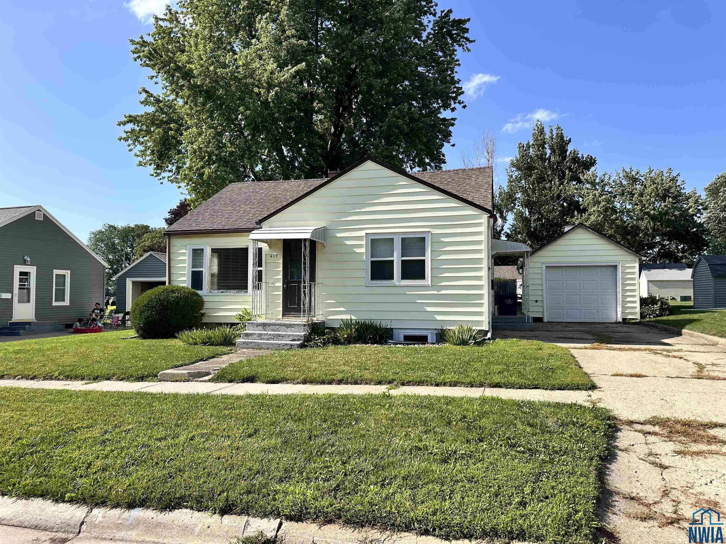 417 4th Street NW						  						 , Orange City						 , IA						  51041						  