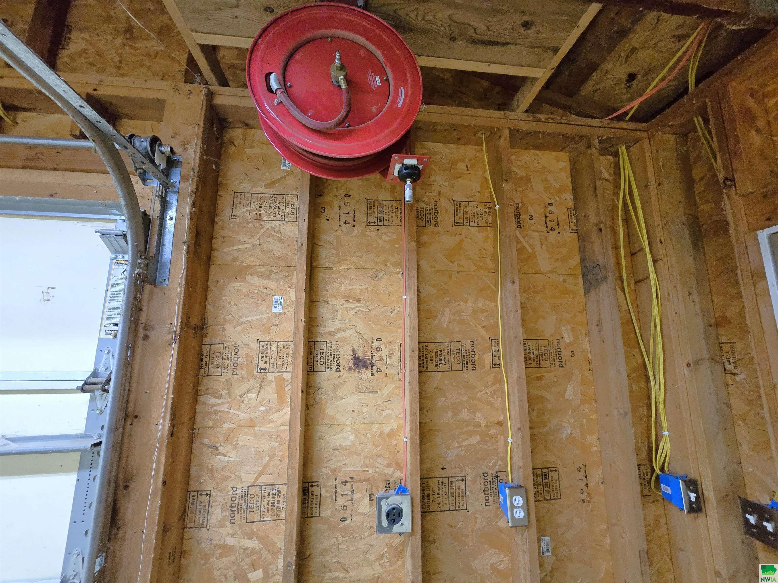 MLS #829374