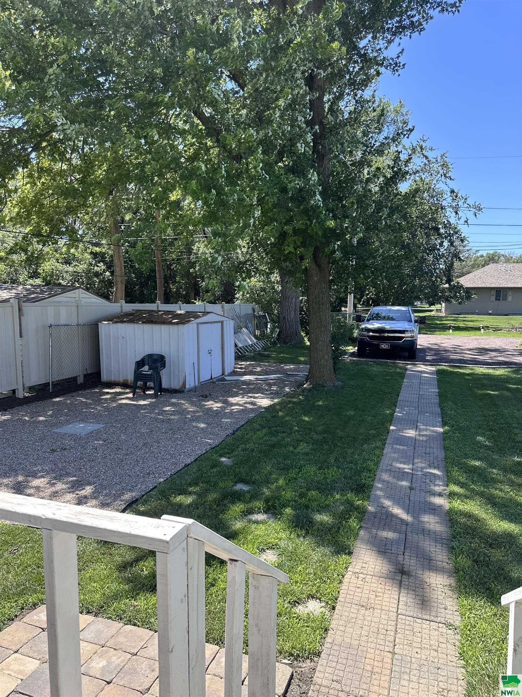 MLS #829375