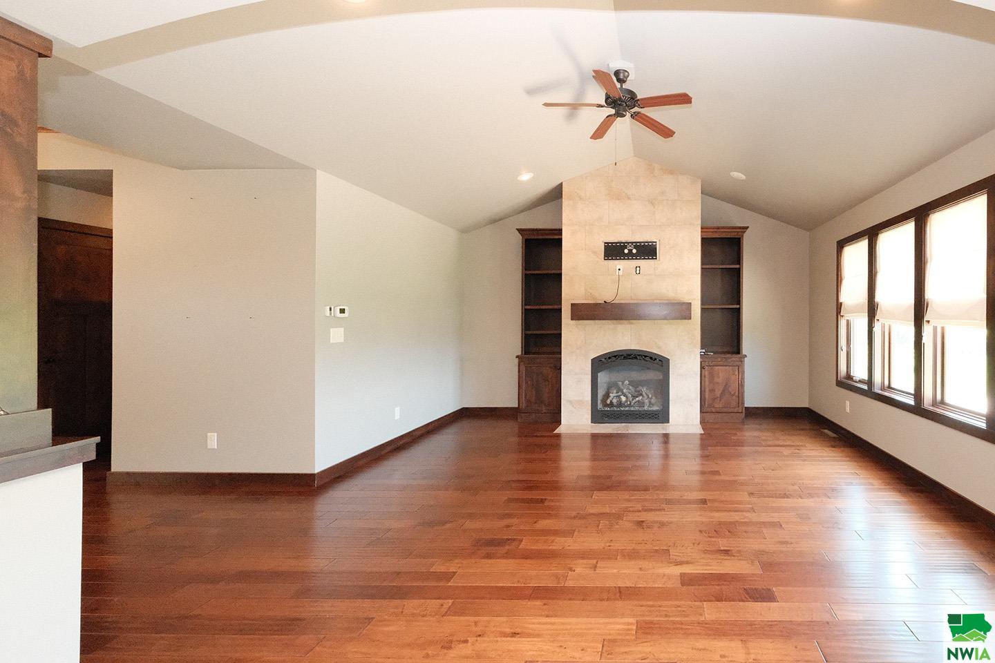 MLS #829376