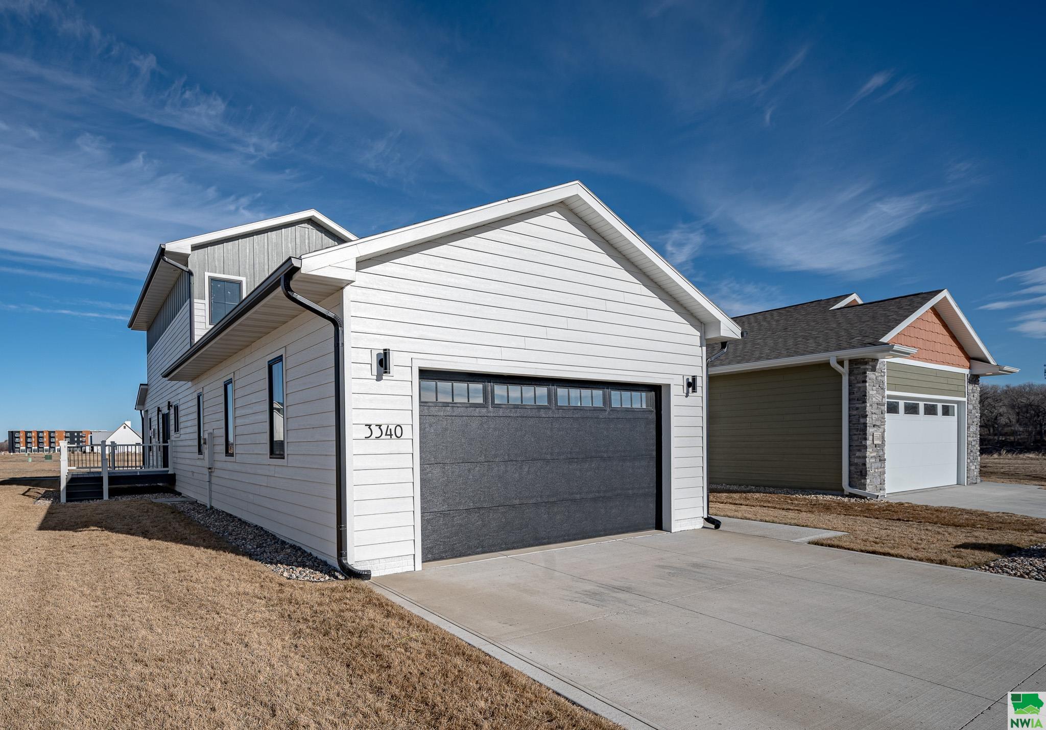 3340 WILLOW GDN, South Sioux City, NE 68776 