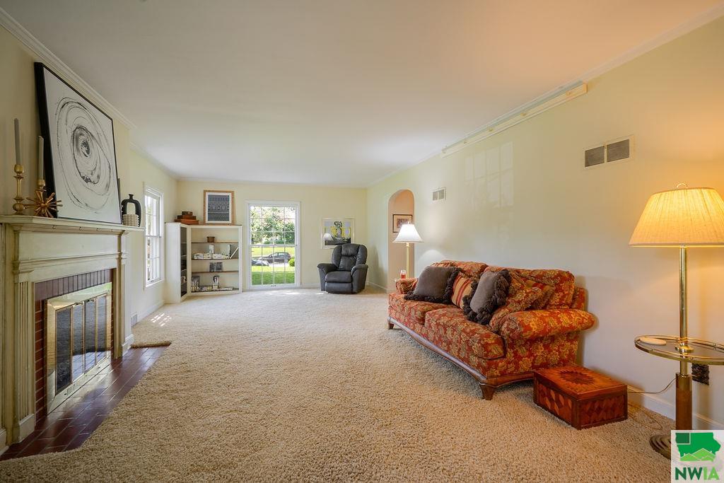 MLS #829386