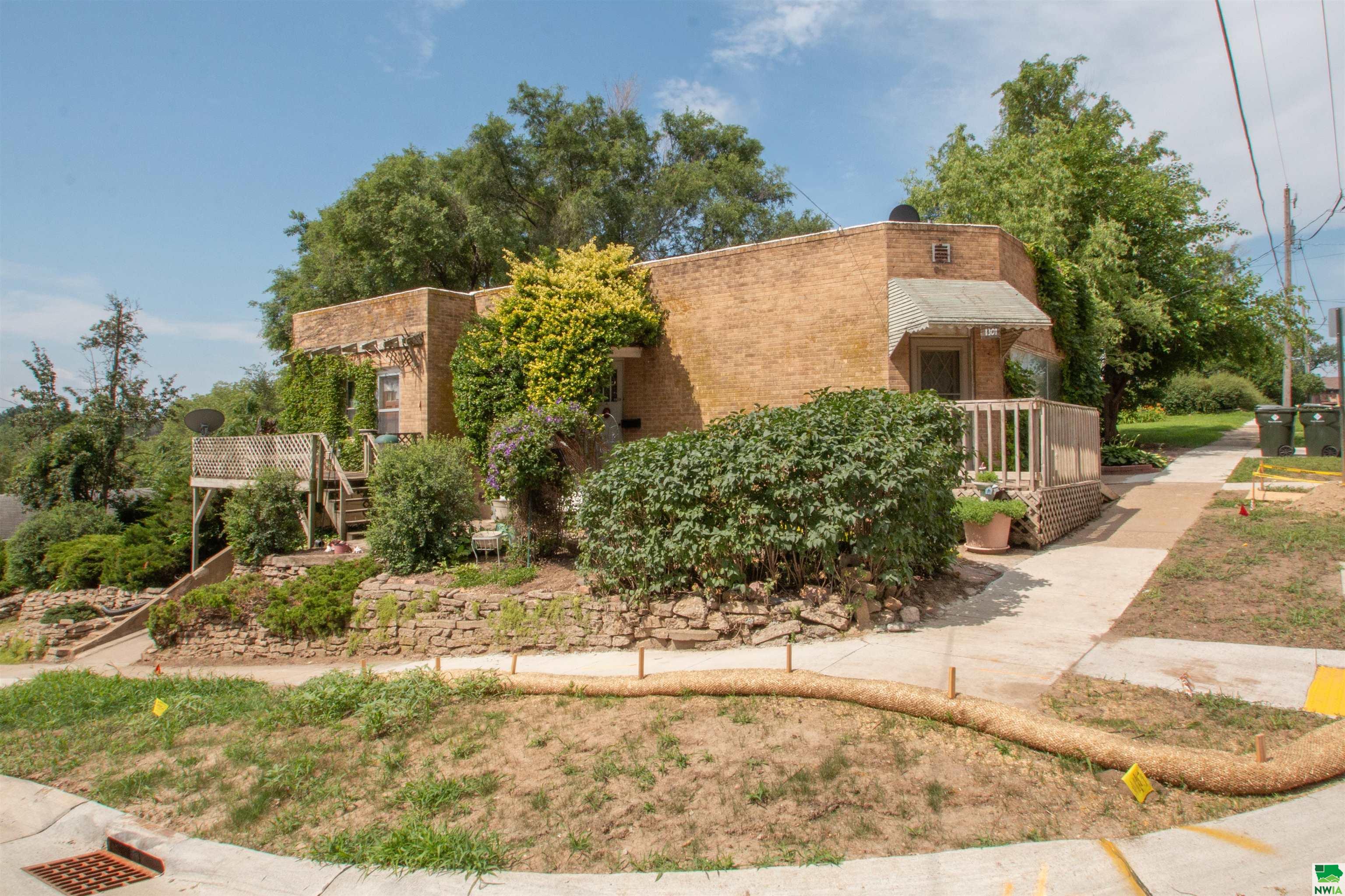 1301 Linn St S, Sioux City, IA 51106 