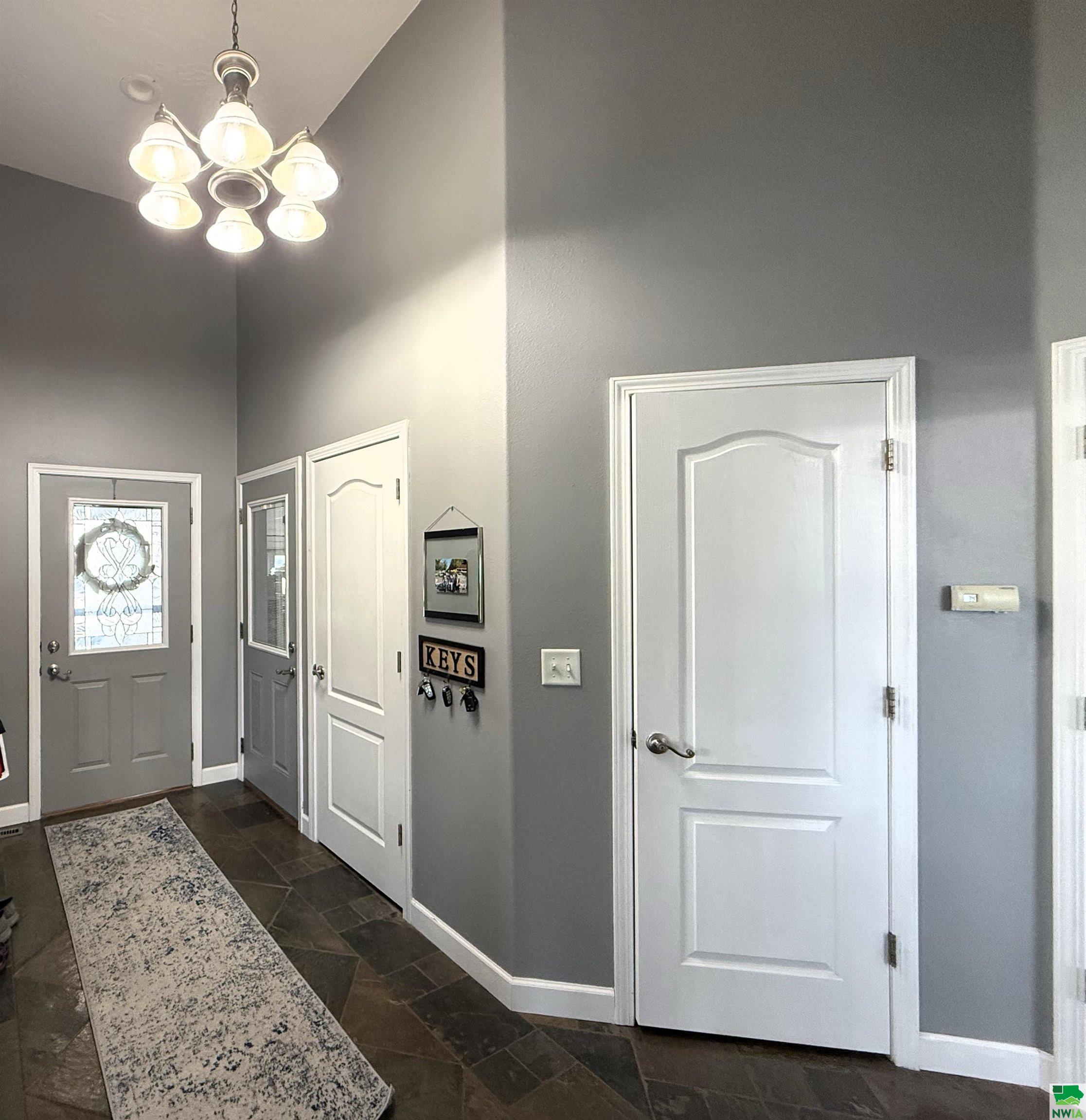 MLS #829389