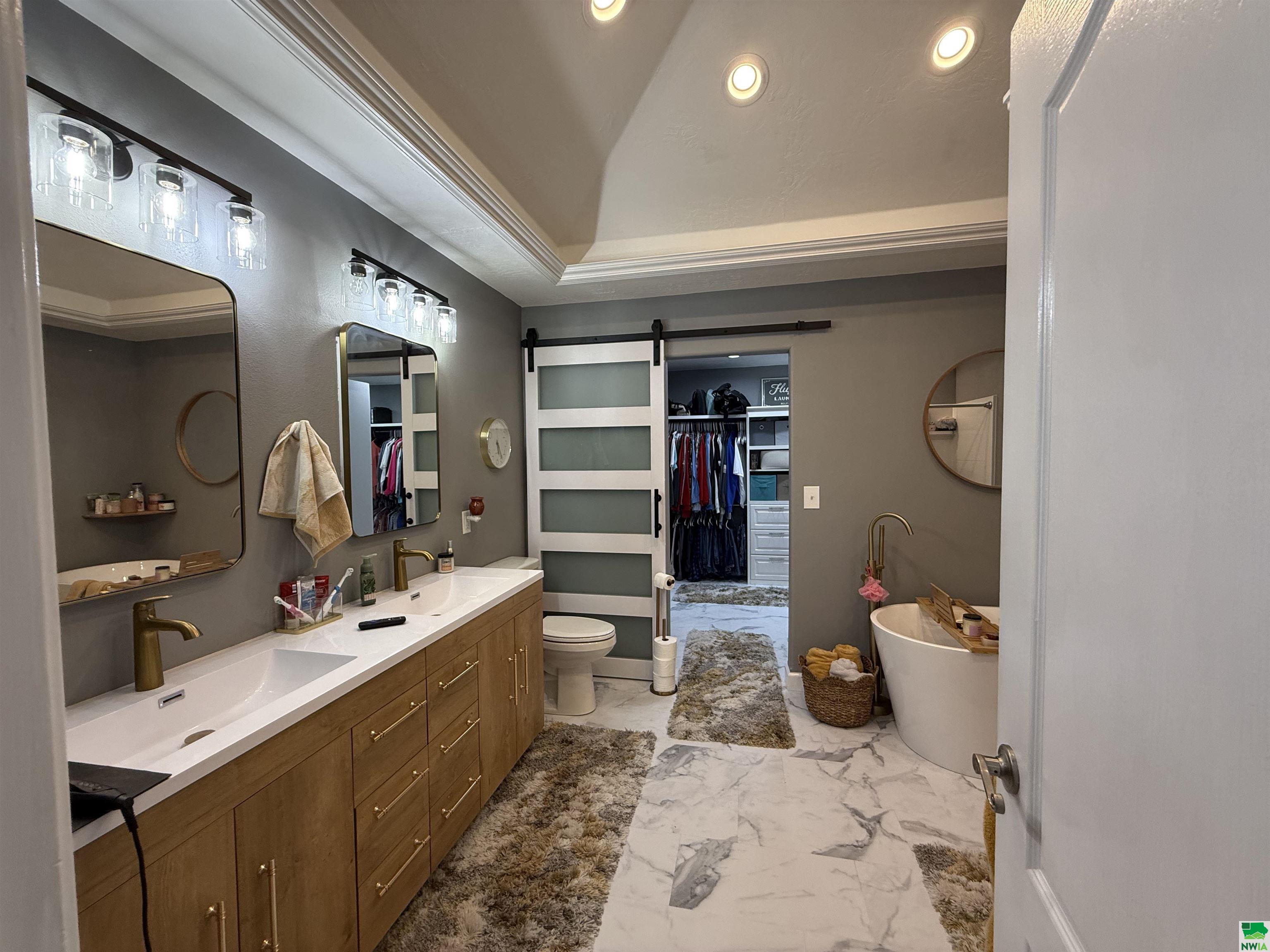 MLS #829389